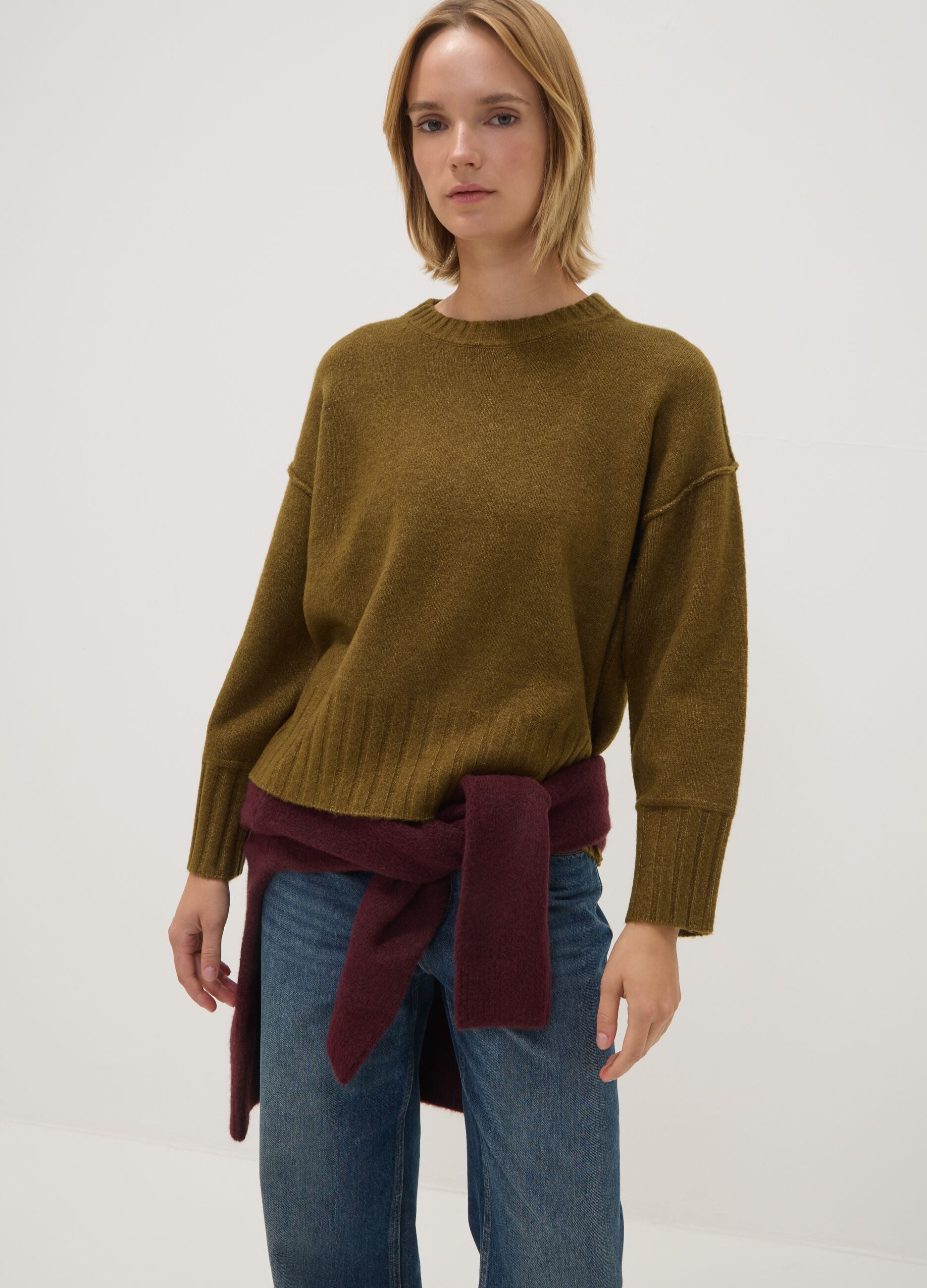 Camiseta verde oversize de tejido el&aacute;stico