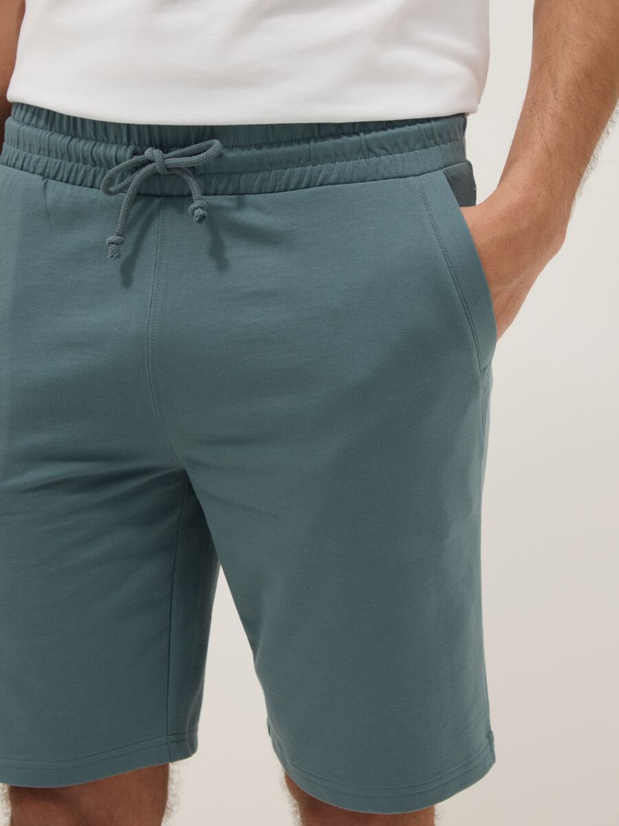 Regular Fit Light Blue Cotton Blend Bermuda Shorts_4