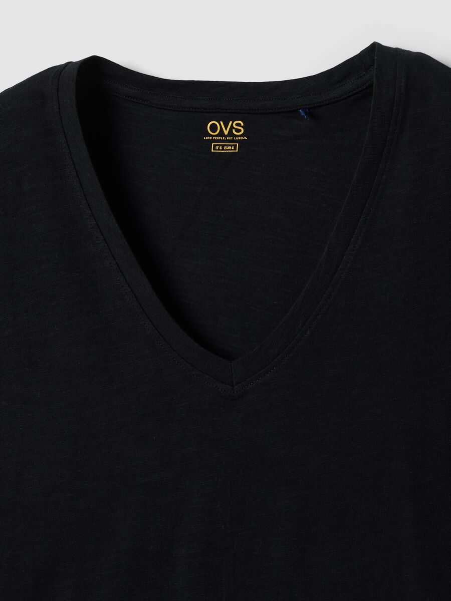 Camiseta azul de algod&oacute;n puro con cuello en V_5