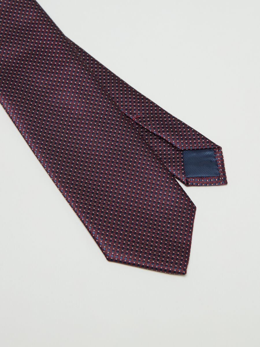 Micro pattern tie_1