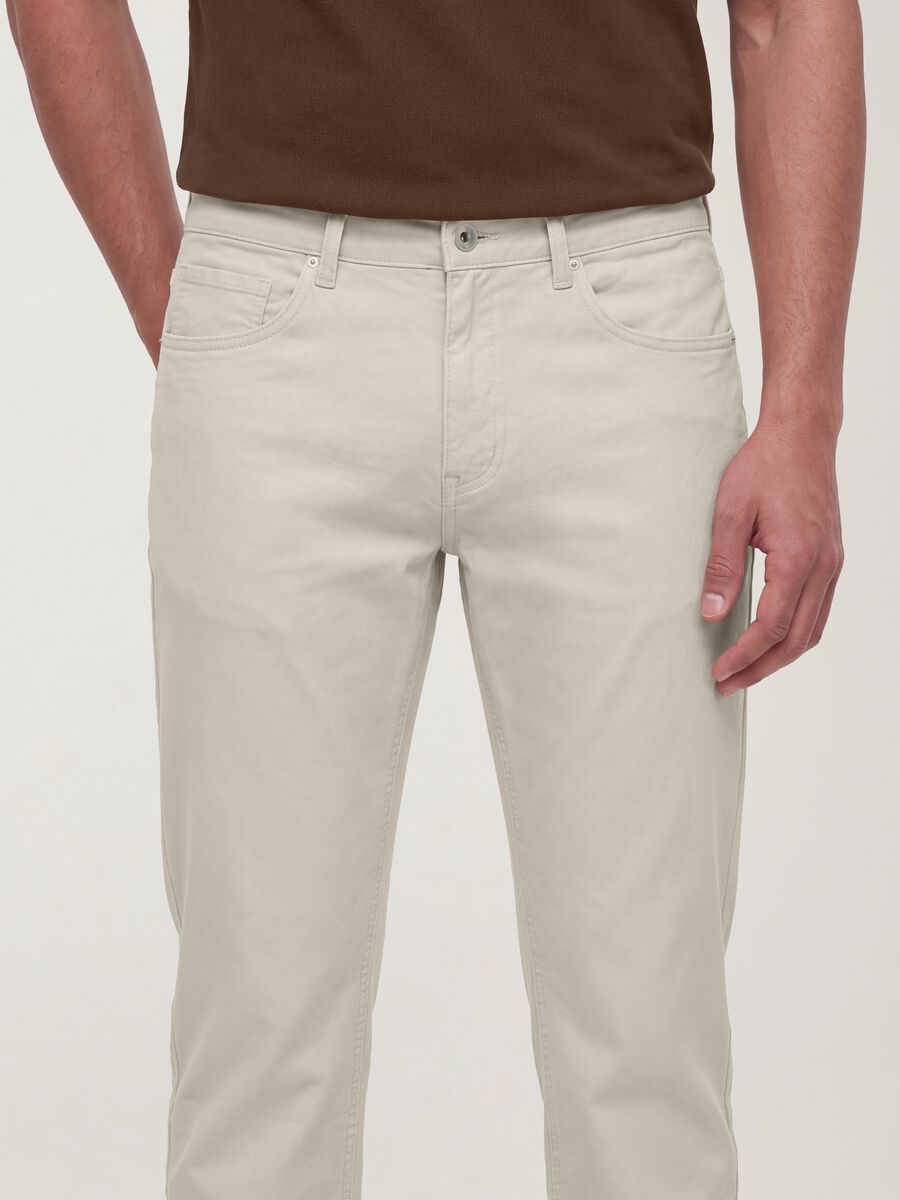 Beige slim-fit stretch cotton twill trousers_2
