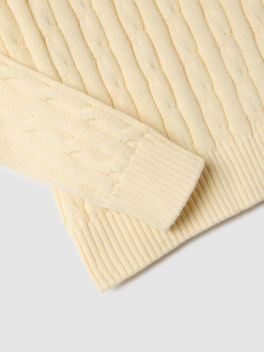 &Kappa;ί&tau;&rho;&iota;&nu;&omicron; &pi;&omicron;&upsilon;&lambda;ό&beta;&epsilon;&rho; &alpha;&pi;ό &kappa;&alpha;&theta;&alpha;&rho;ό &beta;&alpha;&mu;&beta;ά&kappa;&iota;, &kappa;&alpha;&nu;&omicron;&nu;&iota;&kappa;ή &epsilon;&phi;&alpha;&rho;&mu;&omicron;&gamma;ή, &mu;&epsilon; &pi;&lambda;έ&xi;&eta; &kappa;&omicron;&tau;&sigma;ί&delta;&alpha;&sigmaf;_1