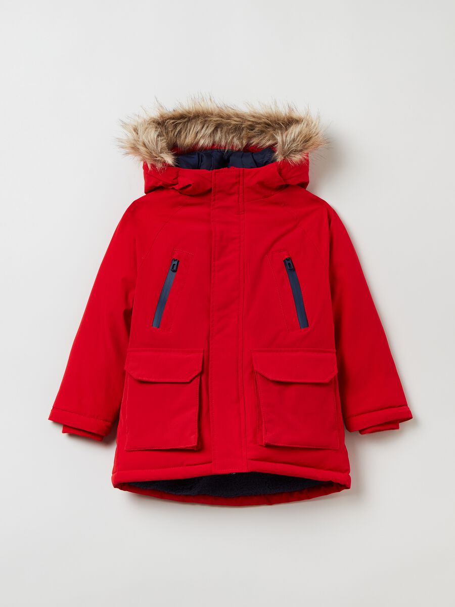 Padded parka with hood and pockets_0