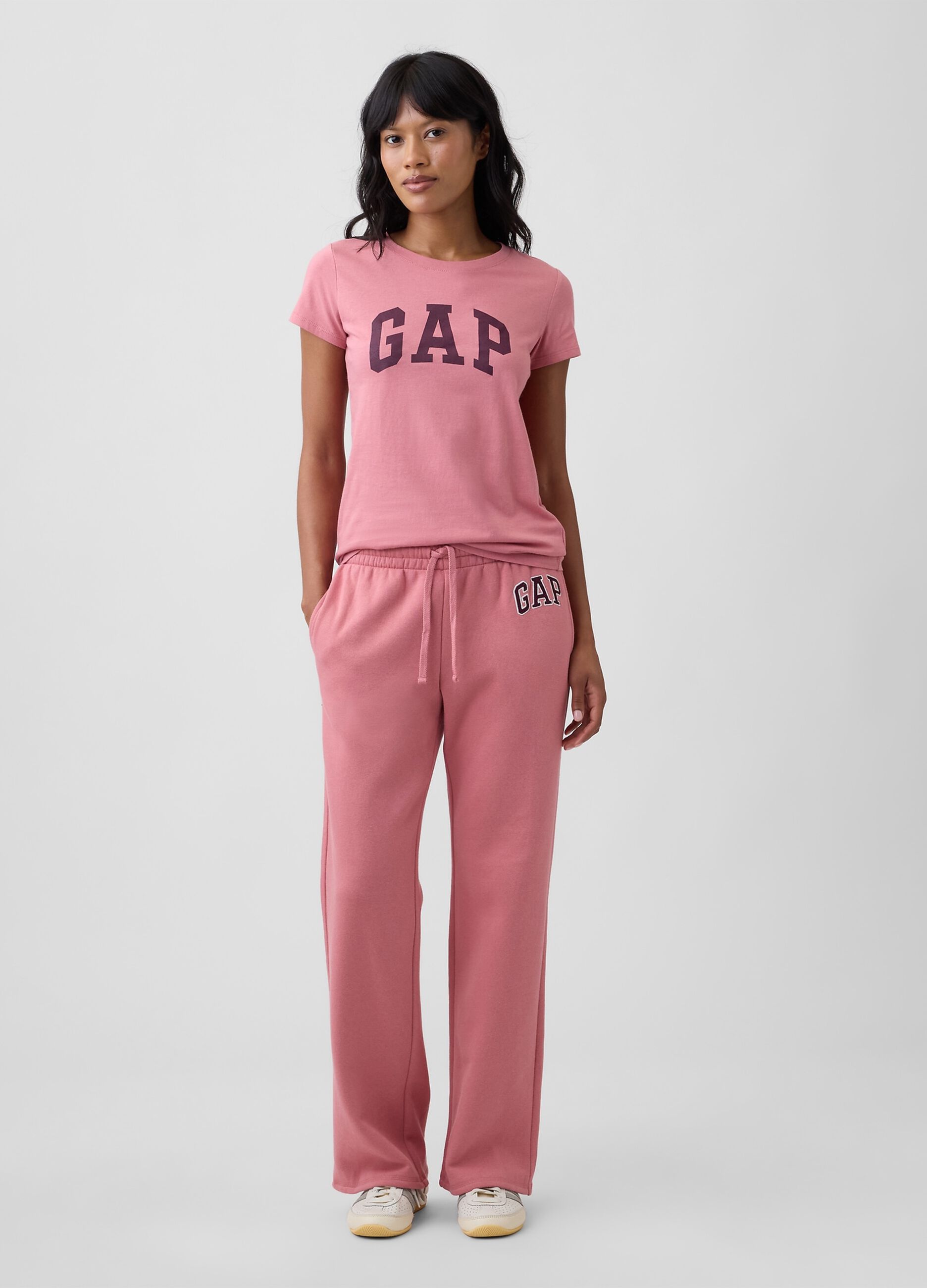 T-shirt rosa em algod&atilde;o puro com log&oacute;tipo GAP
