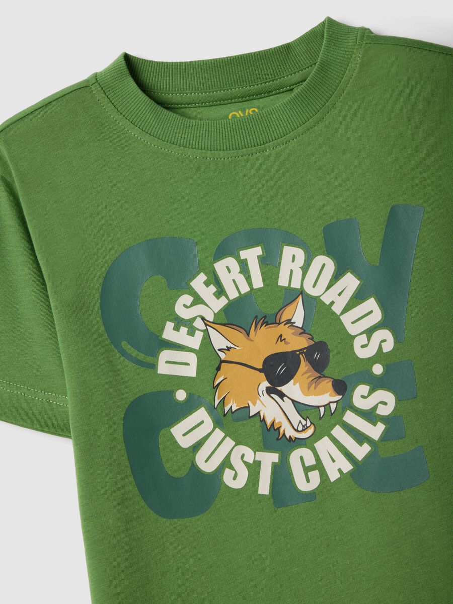 Green pure cotton regular fit T-shirt for children with print_2