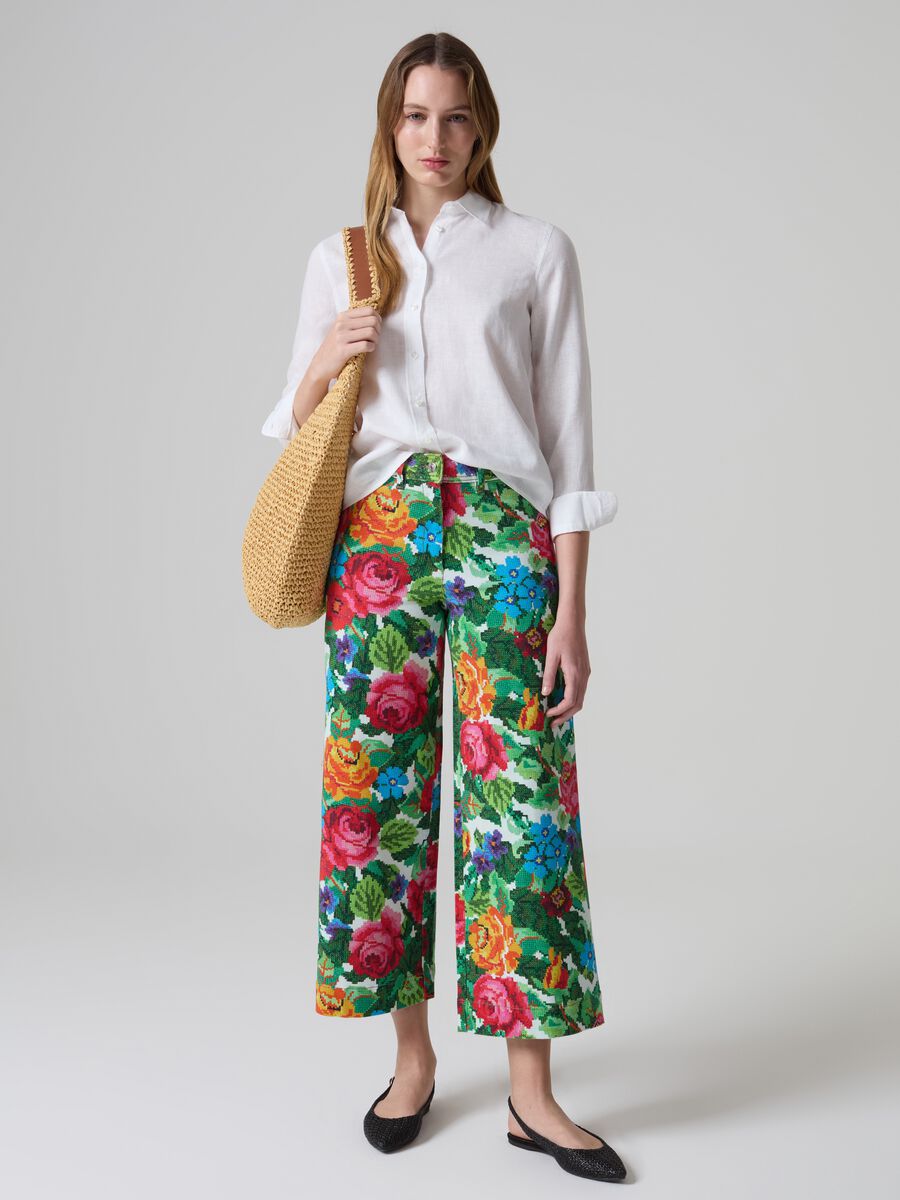 Embroidery-effect floral wide-leg trousers_0