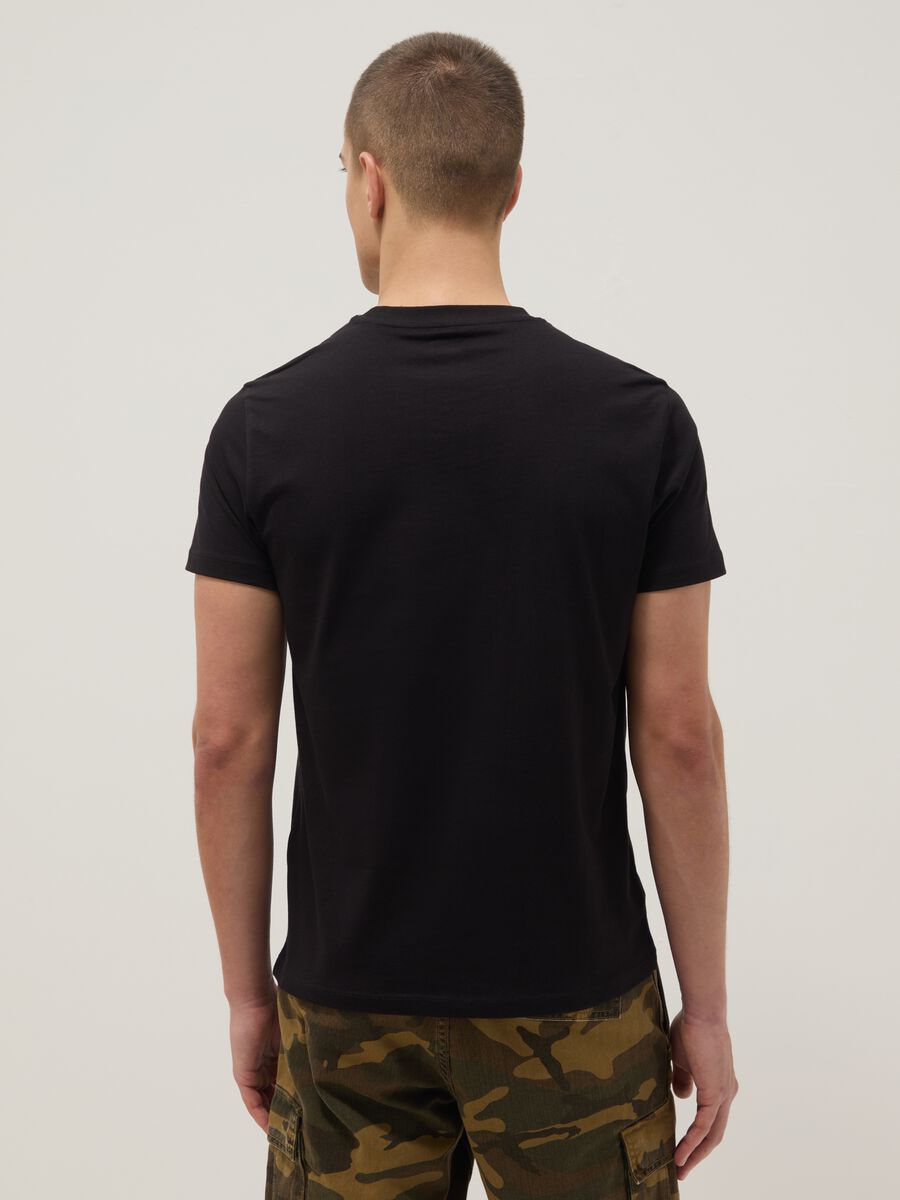 Black short-sleeve T-shirt in pure cotton_3