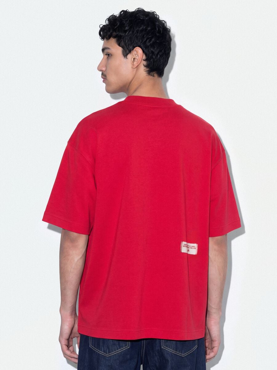 Red crew-neck T-shirt in pure cotton, boxy fit_3