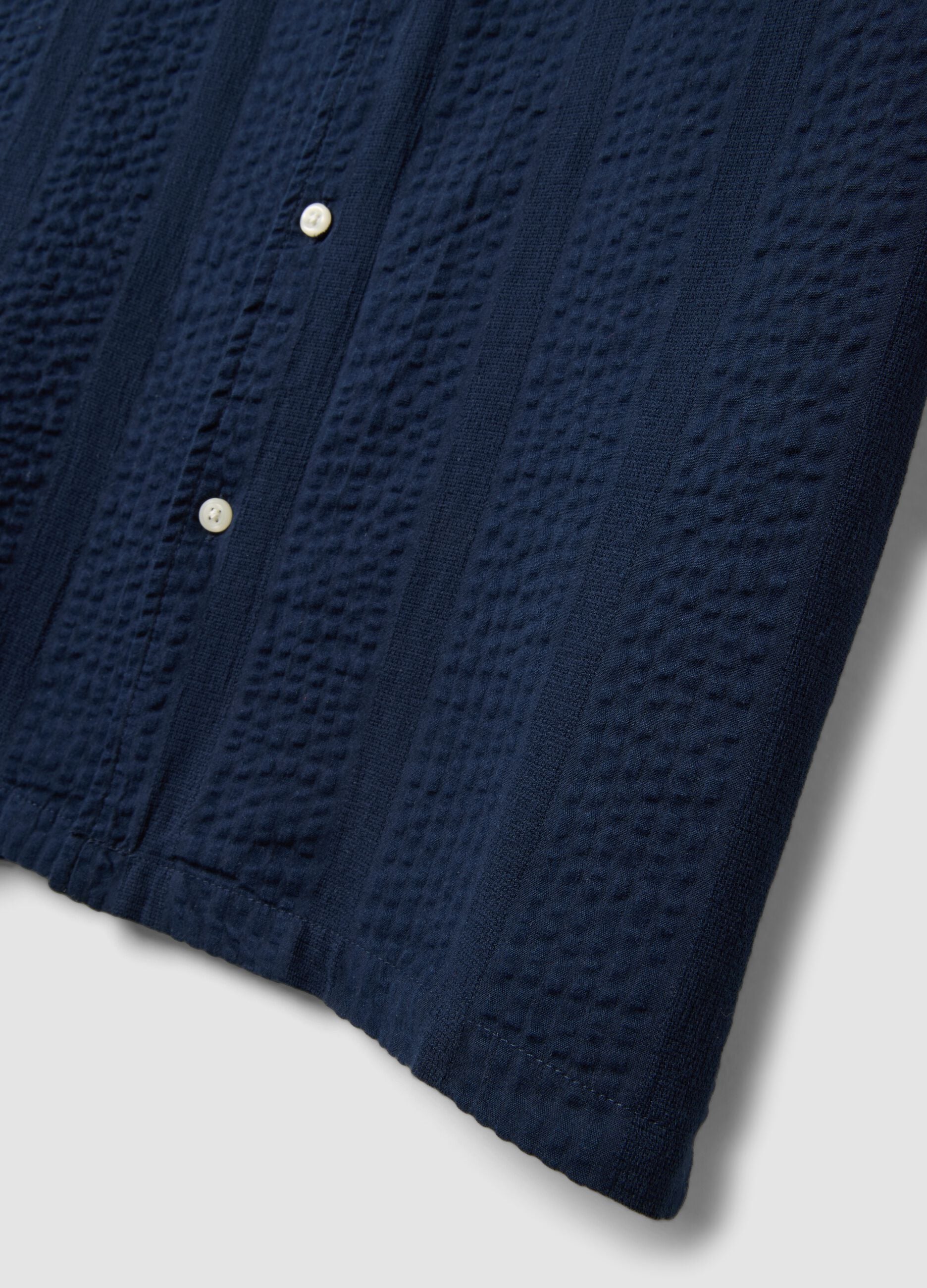 Men&rsquo;s blue organic cotton shirt with bowling collar