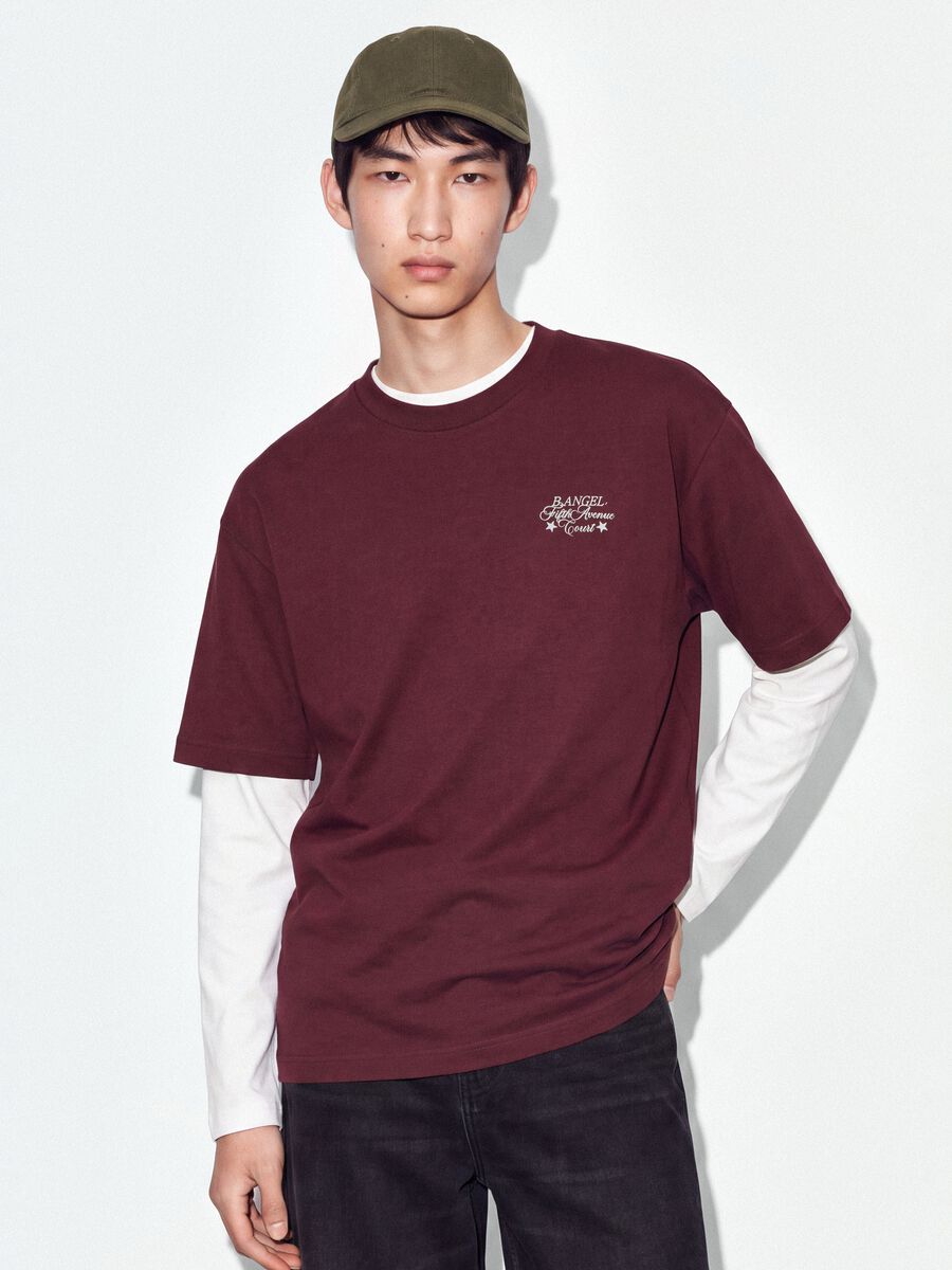 Rotes Cropped-T-Shirt aus reiner Baumwolle mit Boxy-Fit-Print_0