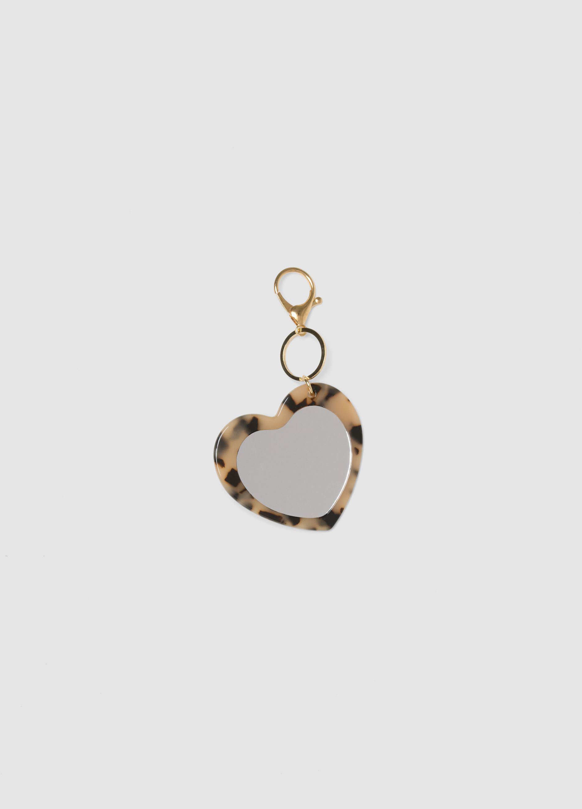 Beige heart-shaped keyring