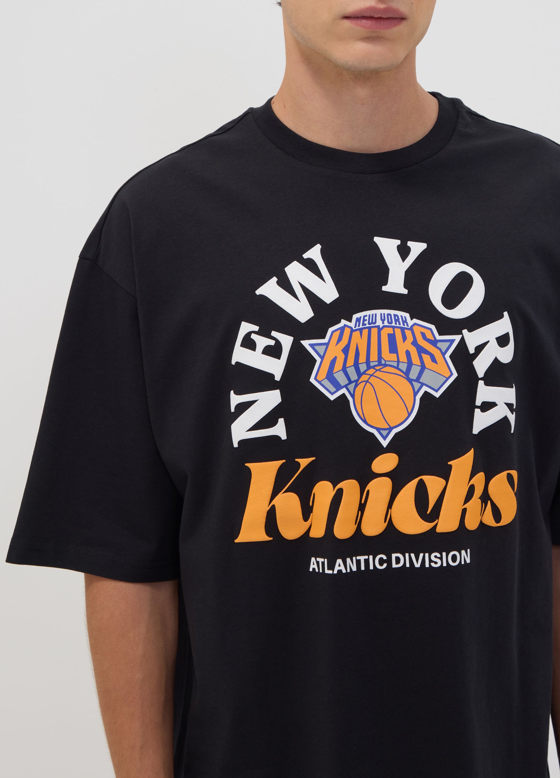 T-shirt noir en pur coton avec imprim&eacute; New York Knicks