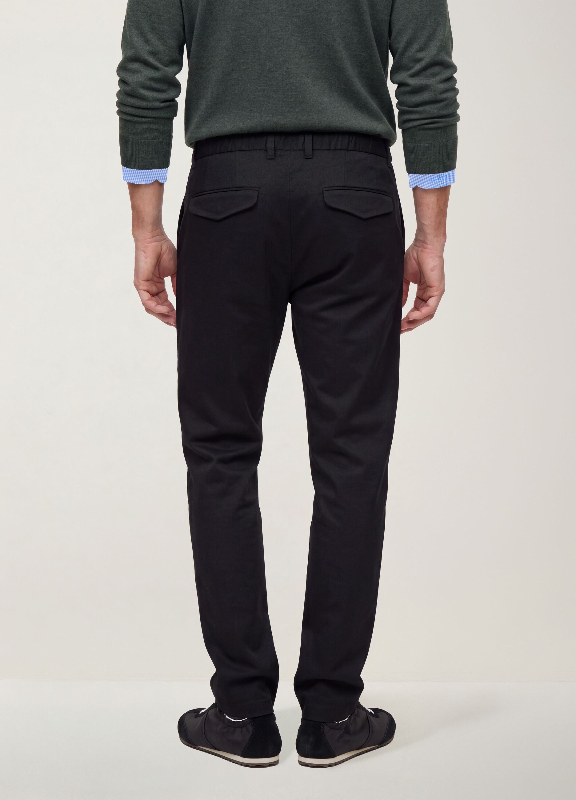 Sive slim-fit chino hlače od elastičnog twilla