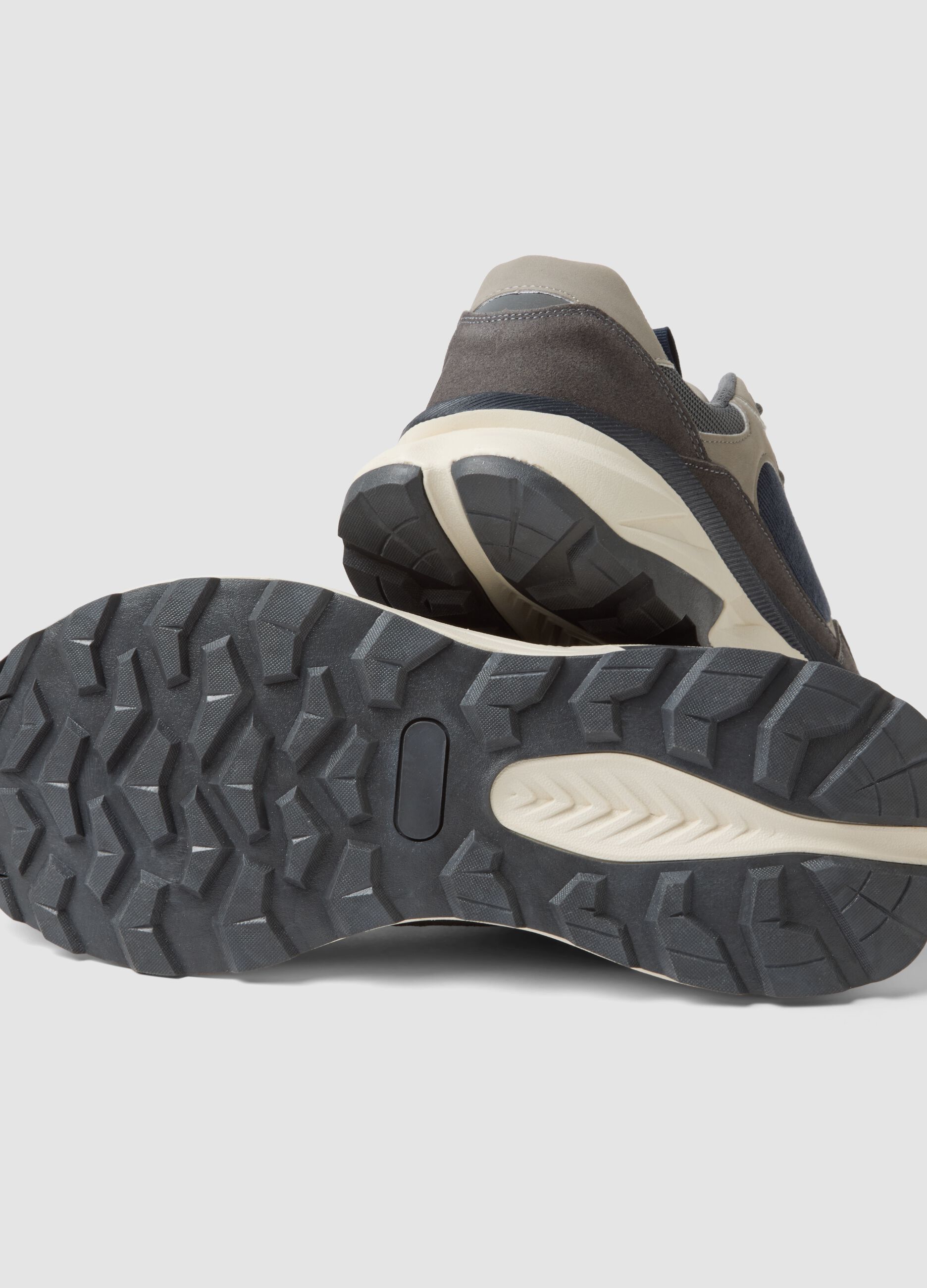 Blaue Casual-Sneaker mit Schn&uuml;rung und Running-Sohle