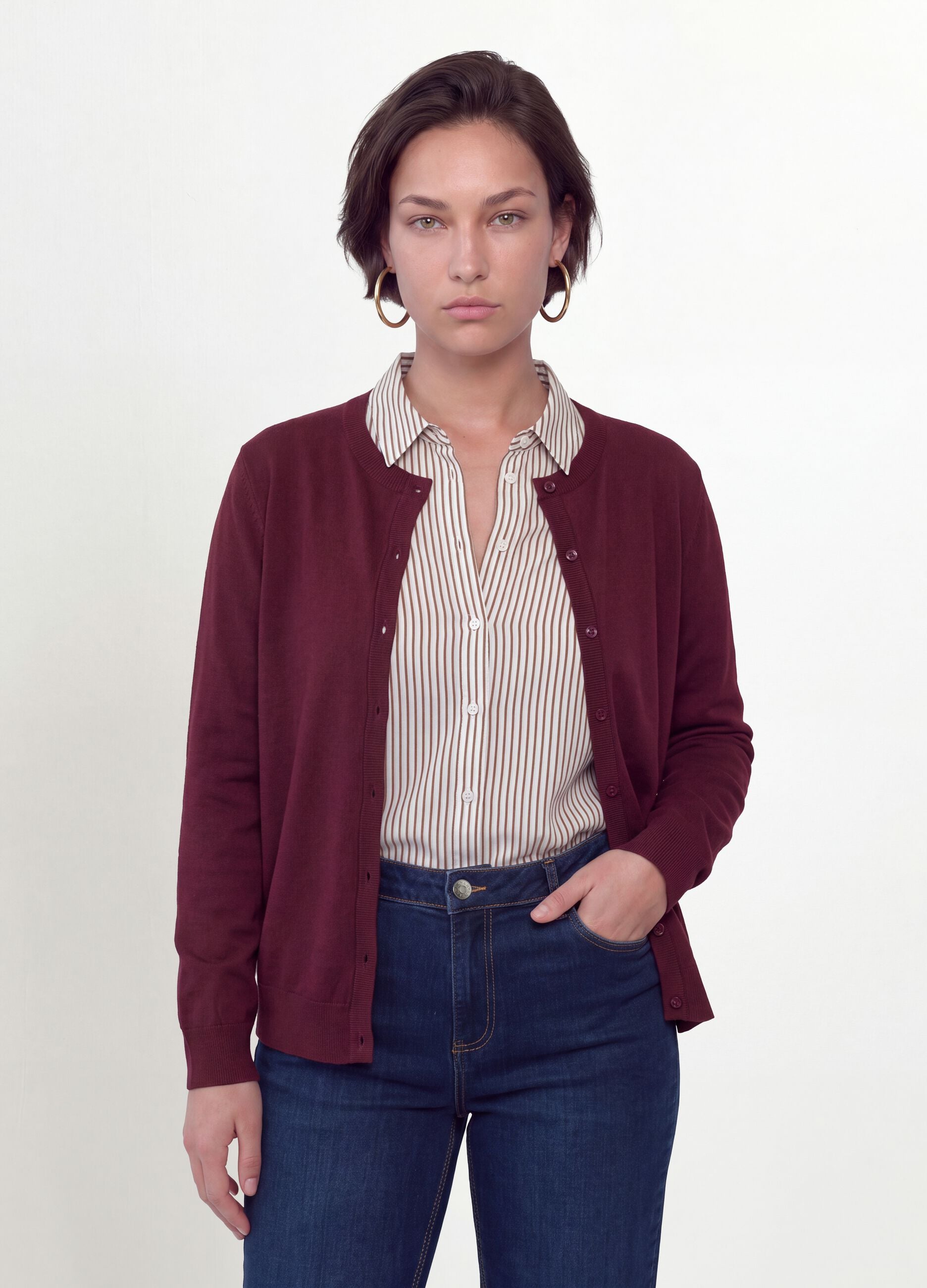 Cardigan rouge en m&eacute;lange de viscose avec boutons, coupe regular