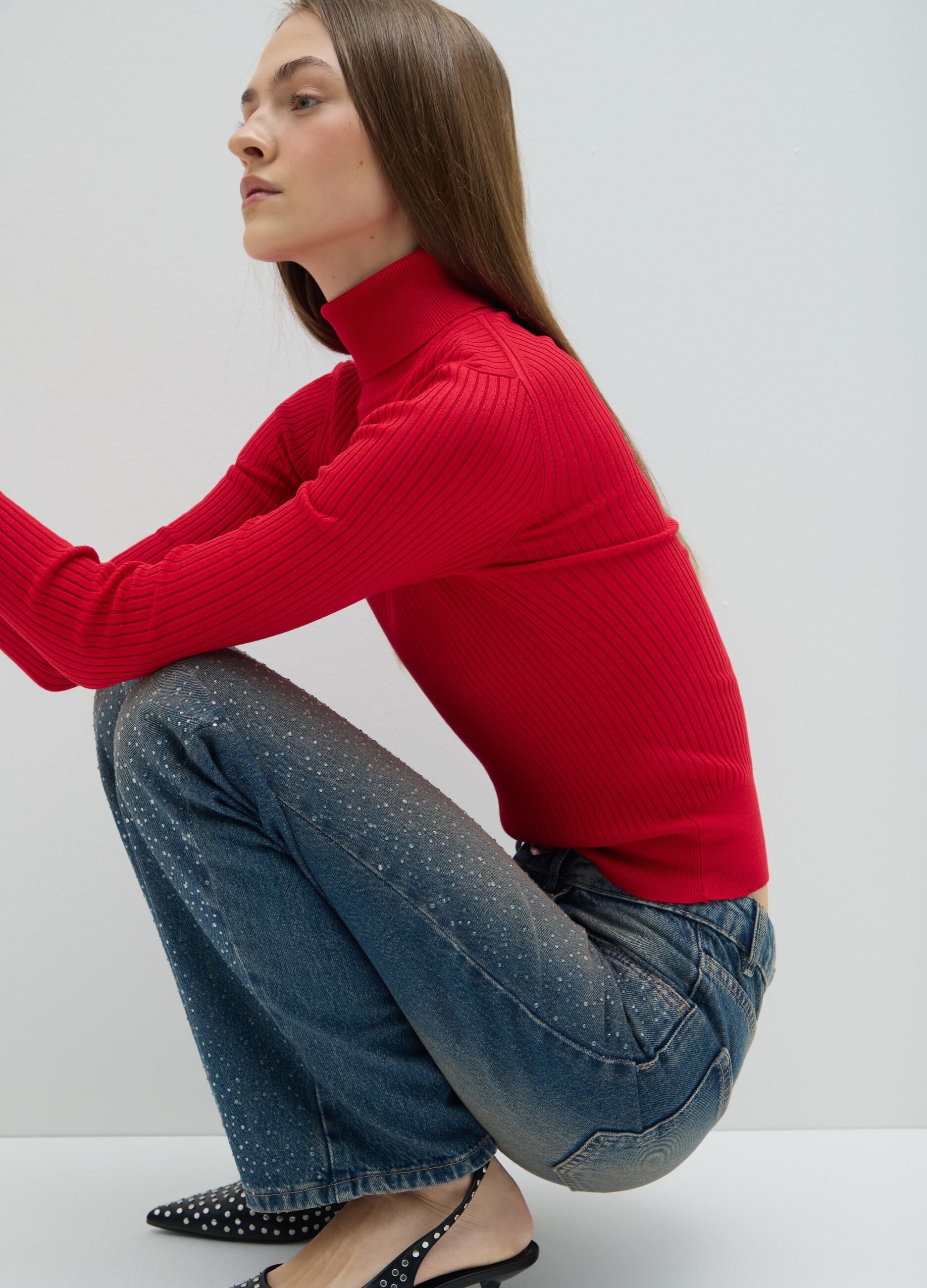 Red Turtleneck Sweater with Fitted Fit