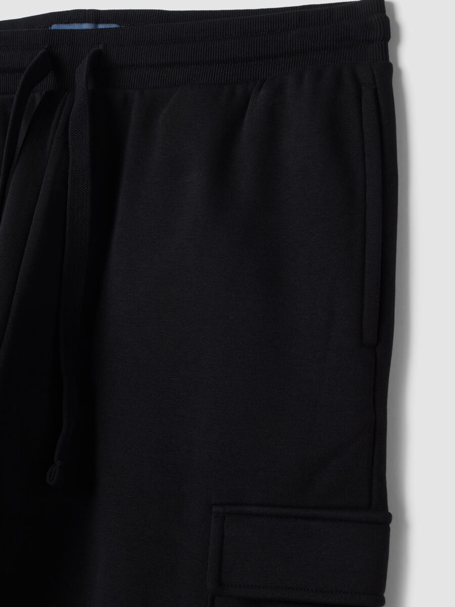 Black cotton-blend cargo joggers with drawstring, regular fit_1