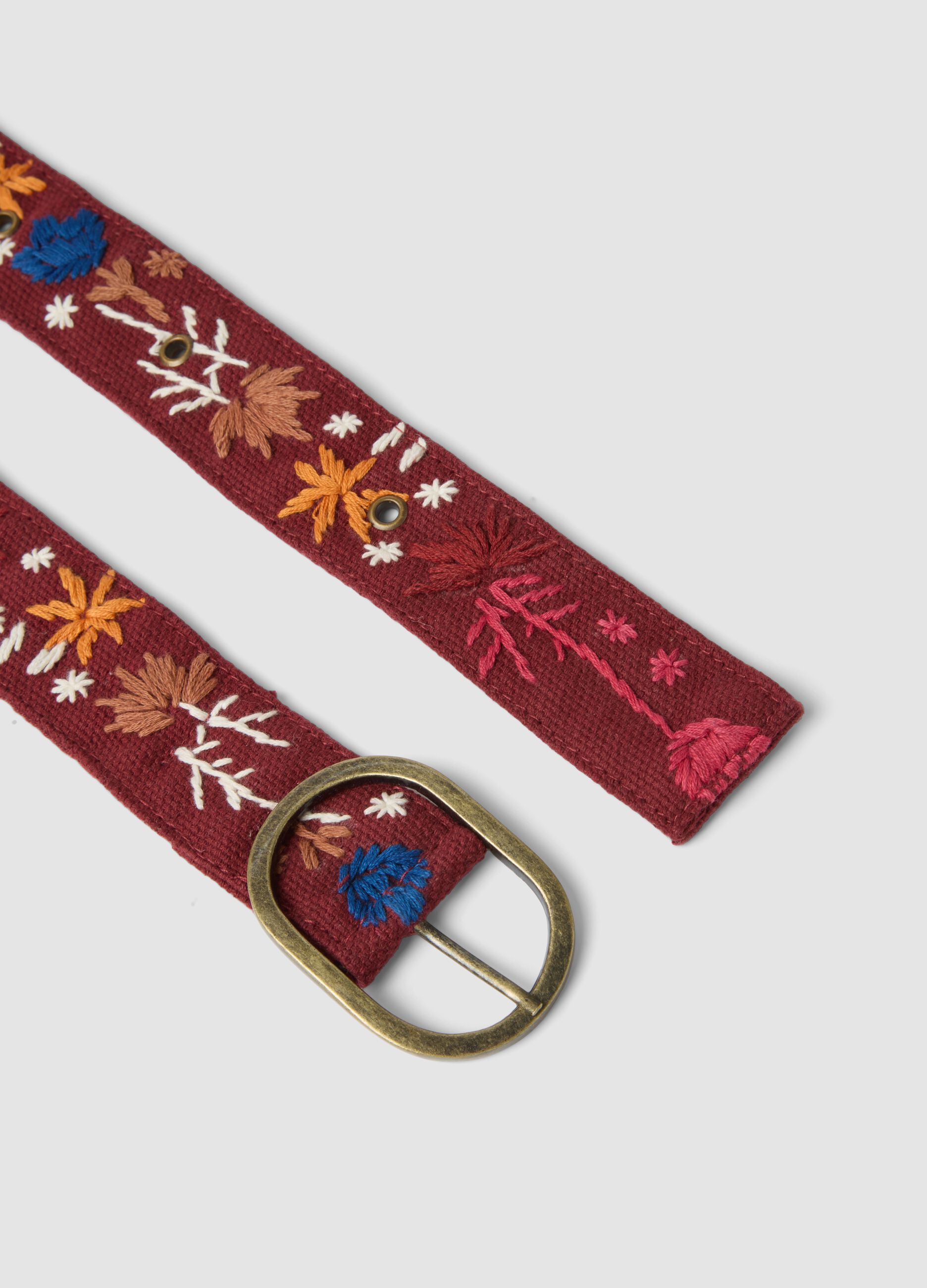 Roter bestickter G&uuml;rtel aus reiner Baumwolle