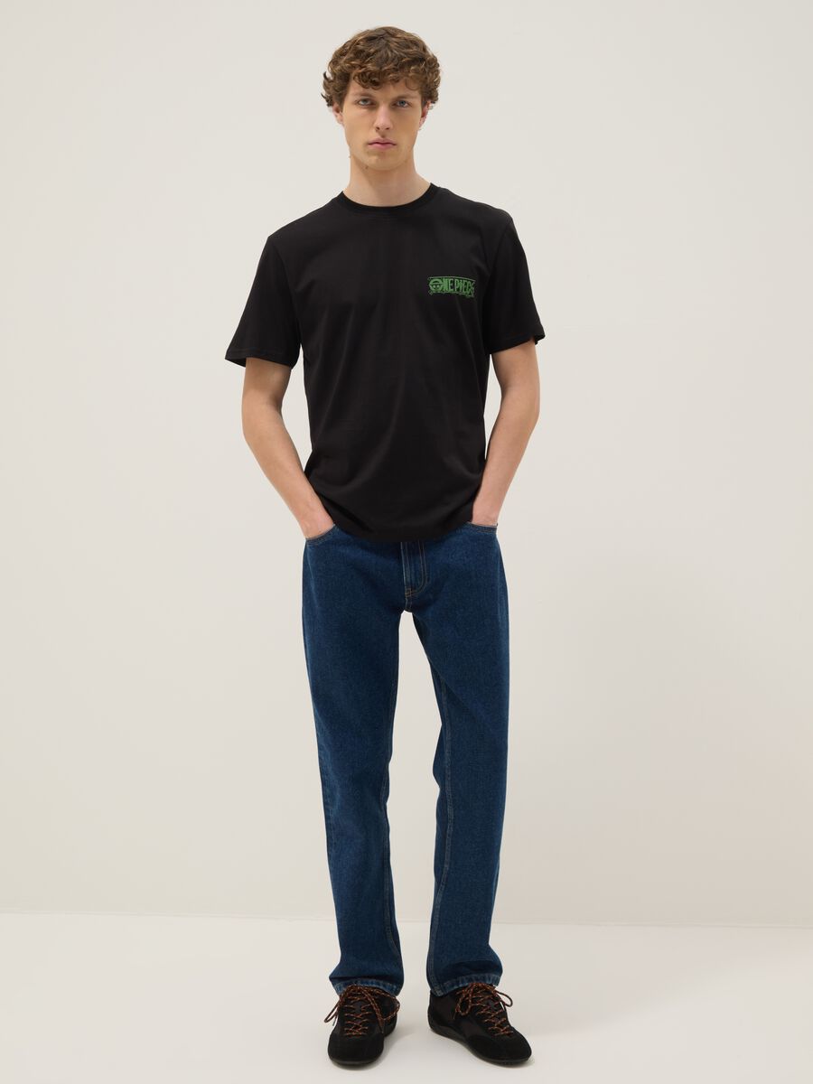 Schwarzes T-Shirt mit One Piece-Print aus reiner Baumwolle, Relaxed Fit_1