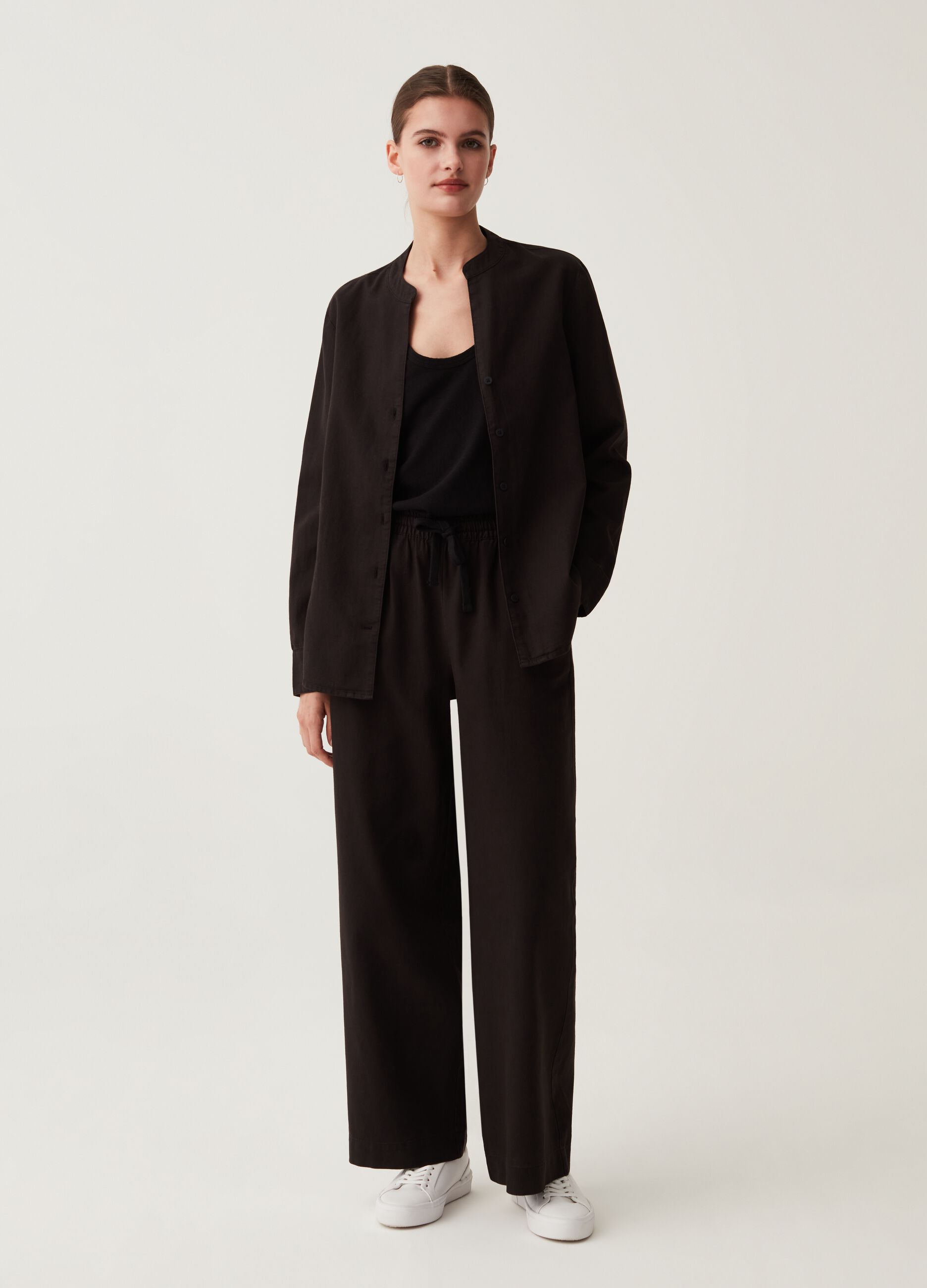 LESS IS BETTER straight-fit trousers in linen and cotton