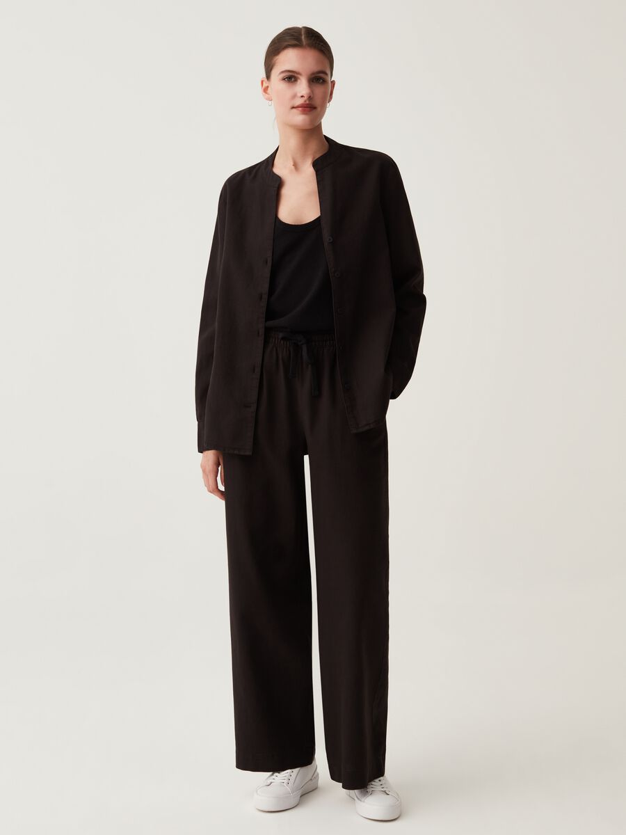 LESS IS BETTER straight-fit trousers in linen and cotton_0