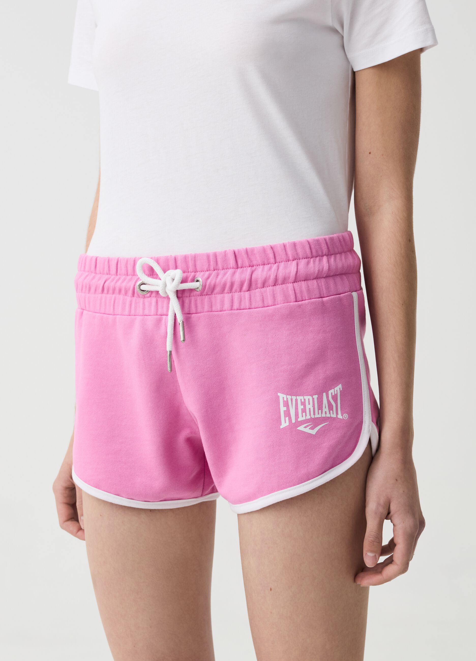 Shorts with drawstring and logo print