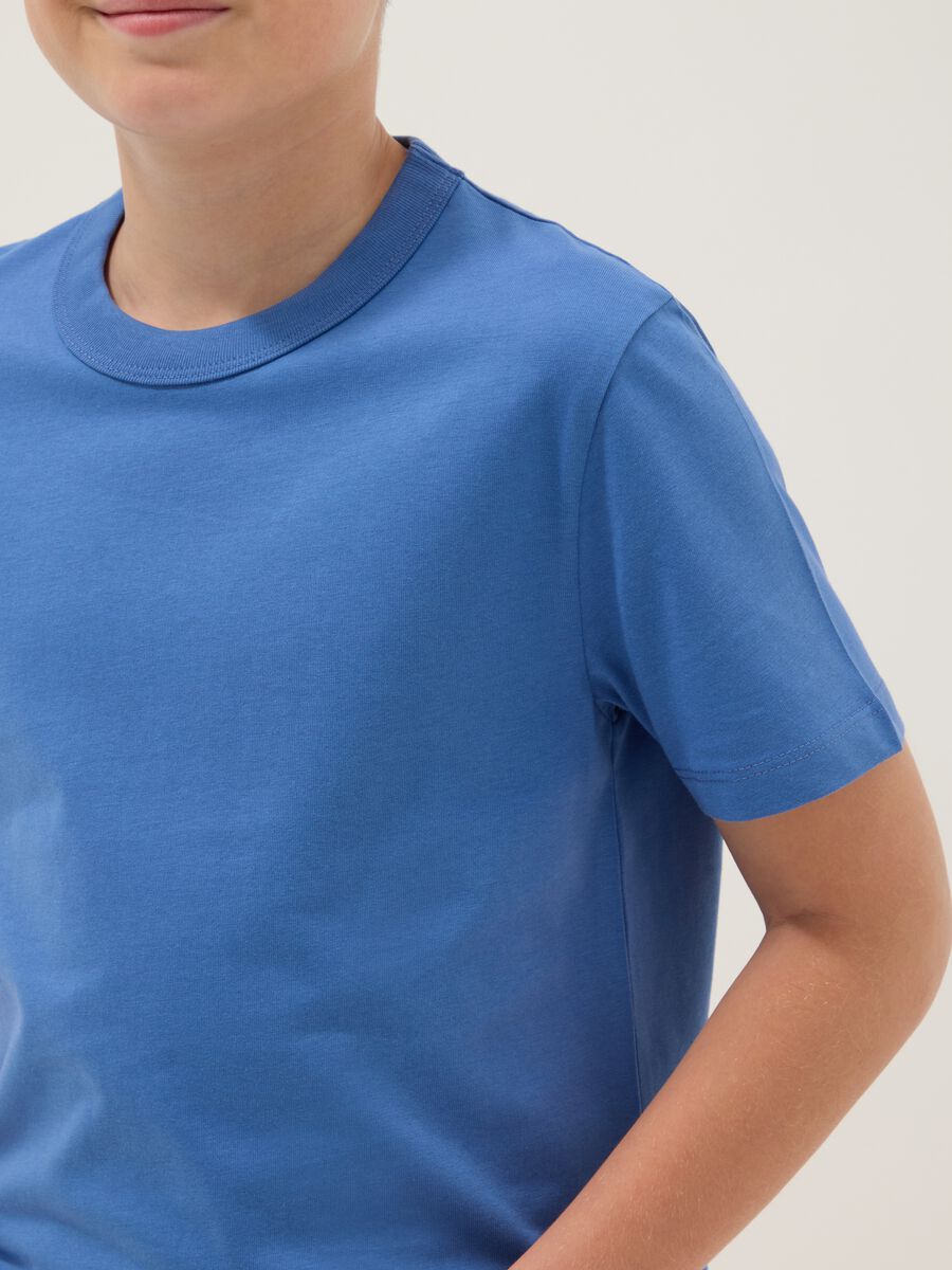 Blaues Jungen-T-Shirt aus reiner Baumwolle in Regular Fit_2