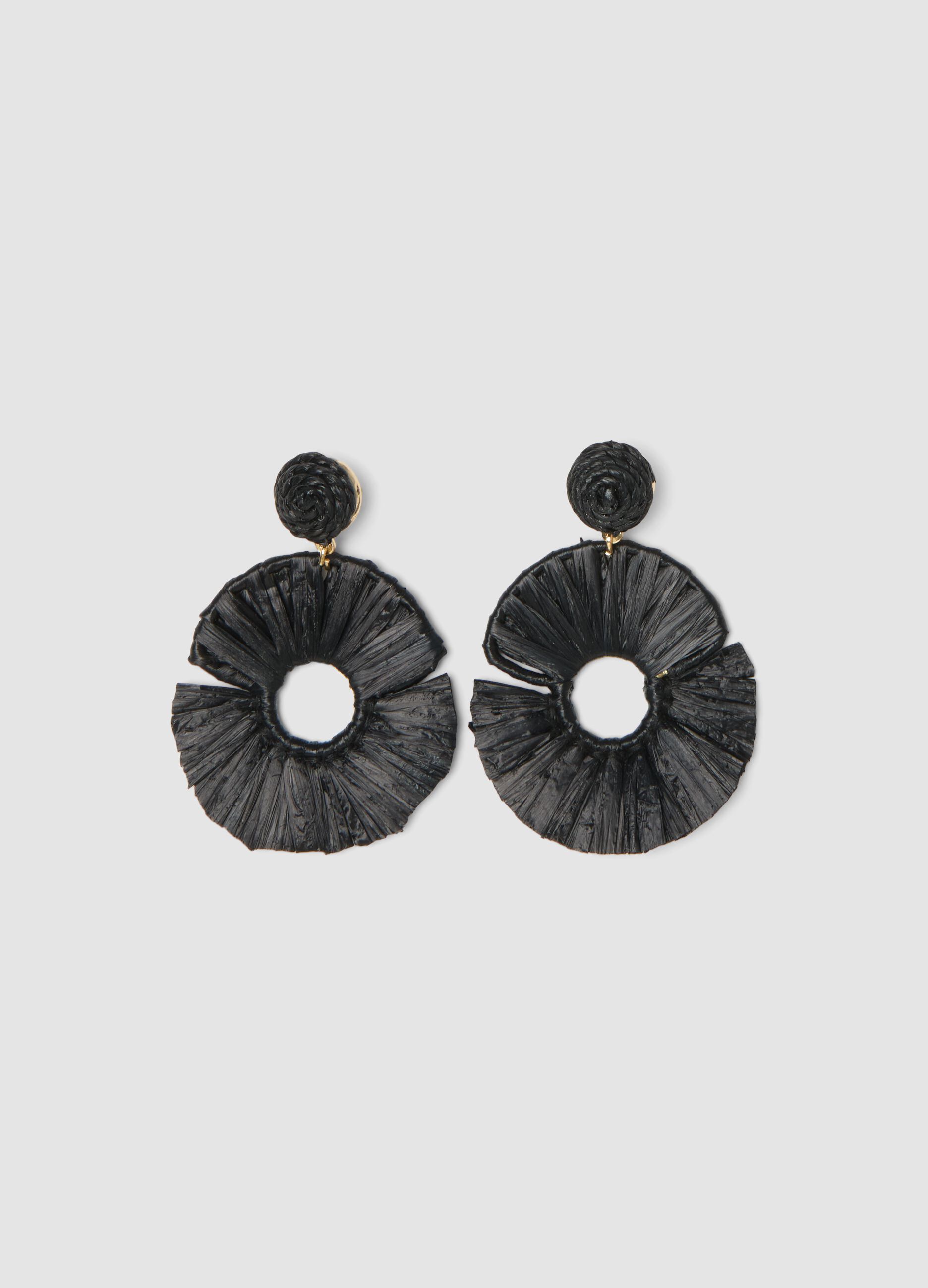 Black raffia earrings
