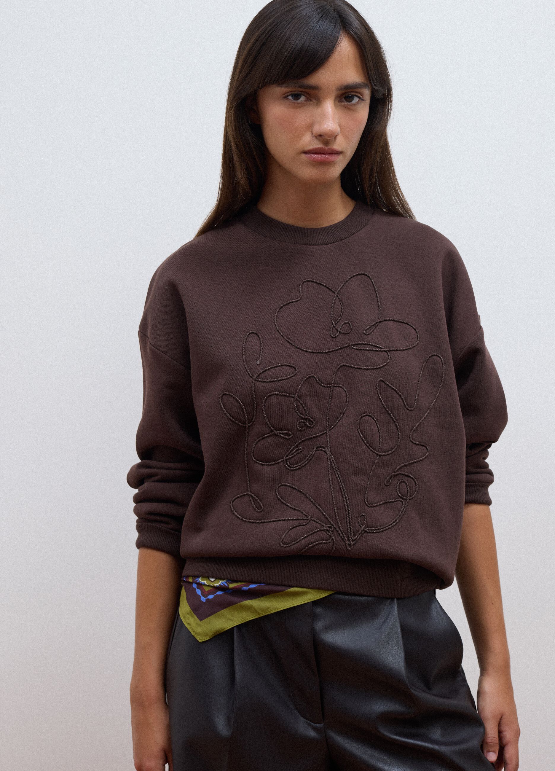 Brown cotton-blend crew-neck sweatshirt, regular fit