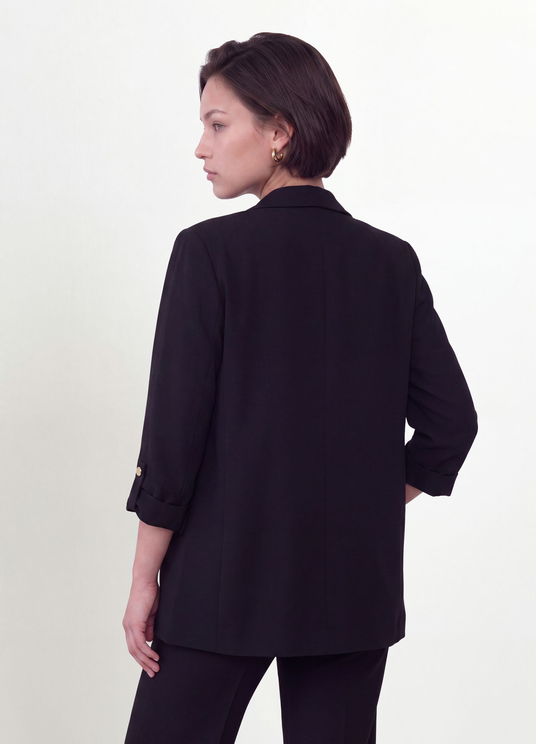 Black regular-fit blazer with lining and classic lapels