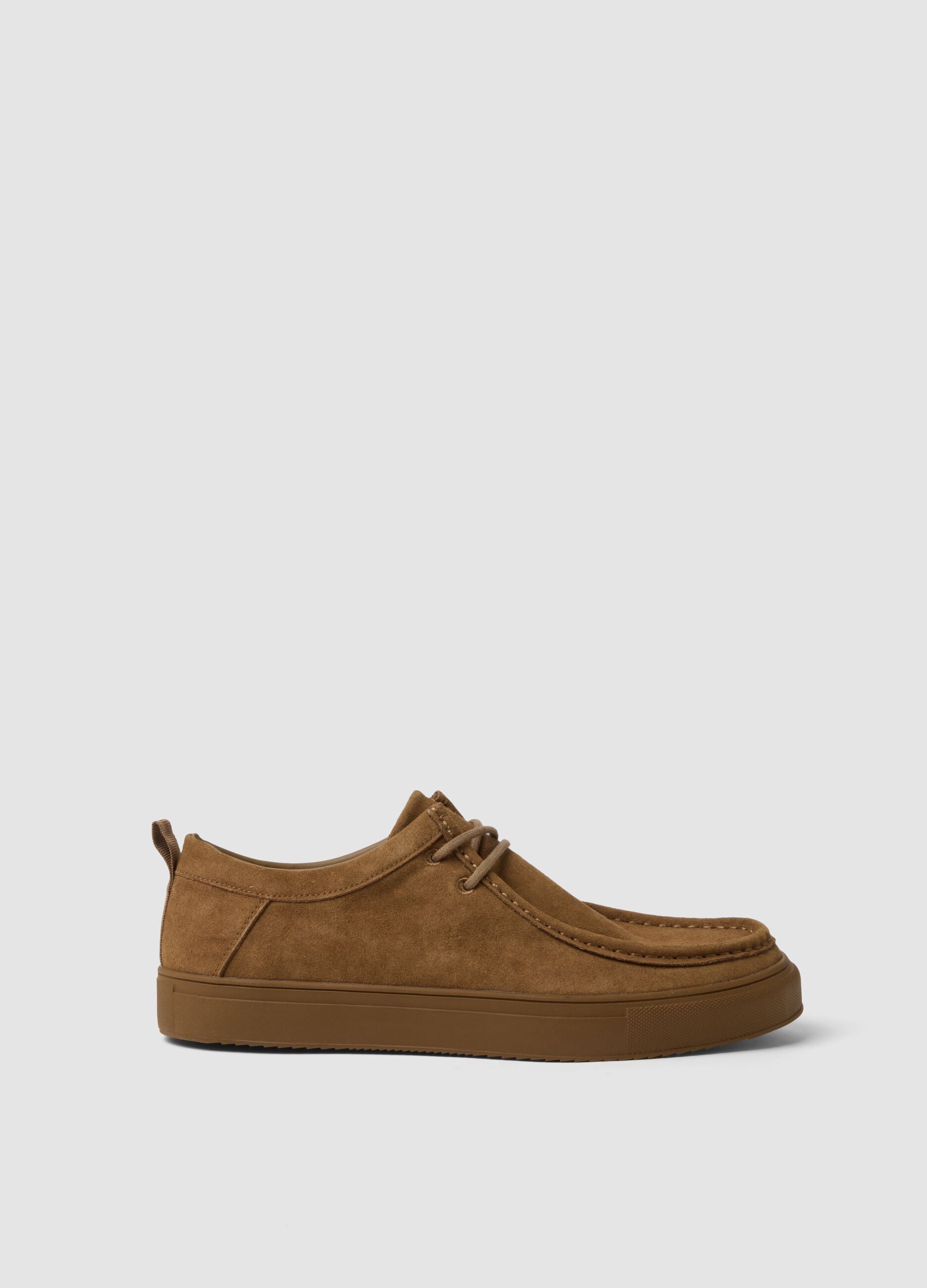 Braune klassische Schn&uuml;rschuhe aus echtem Leder
