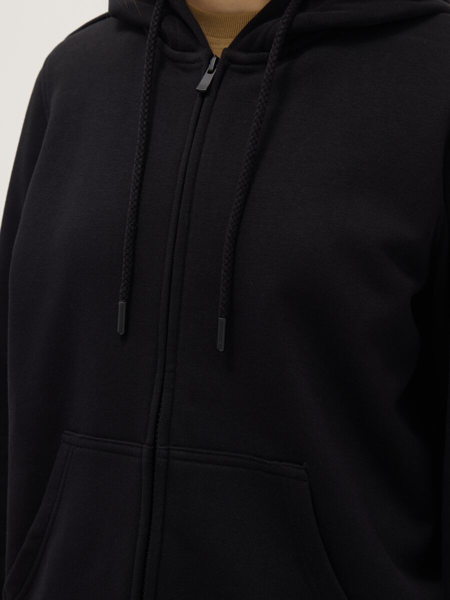 Black cotton blend hoodie regular fit with zip_3