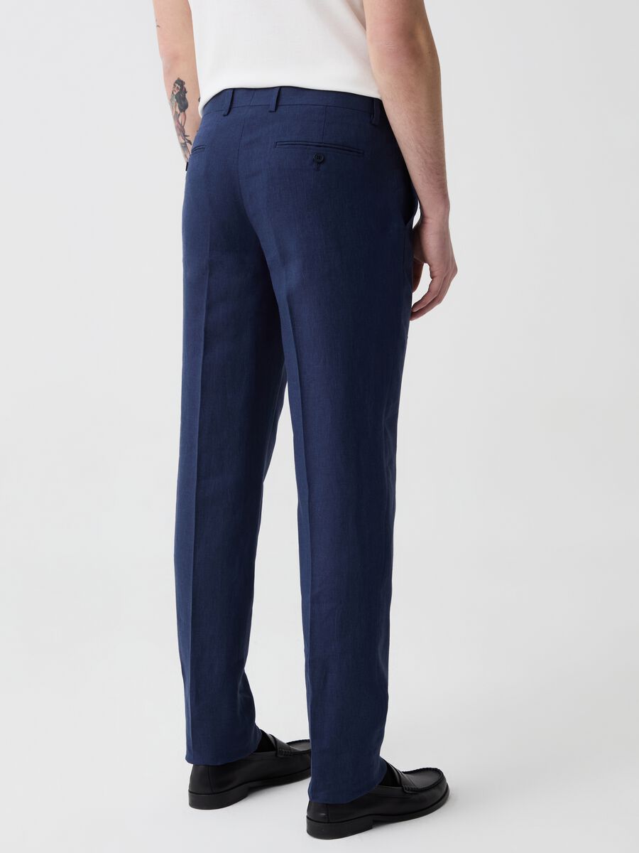 Slim-fit trousers in linen_1