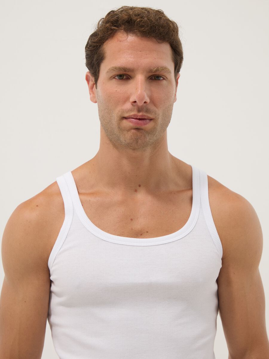 White pure cotton vest regular fit_1