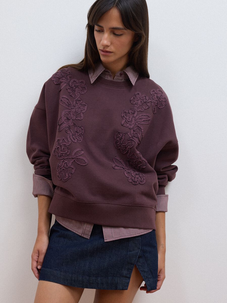 Purple cotton-blend crew-neck sweatshirt with floral embroidery_0