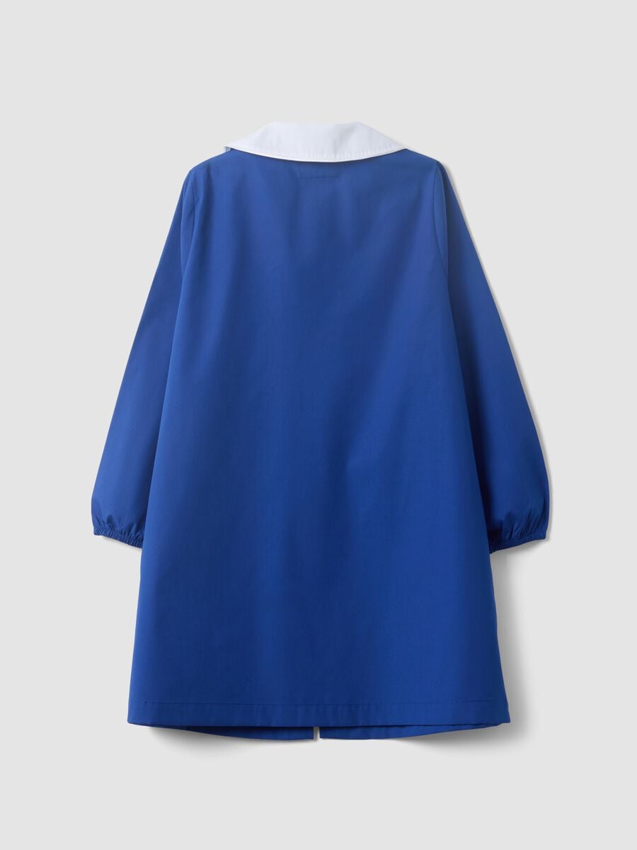 Blue girls&rsquo; school apron with rainbow embroidery_1
