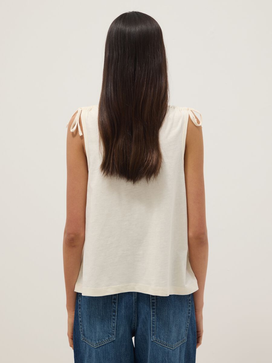 Beige pure cotton top with shoulder ties_4