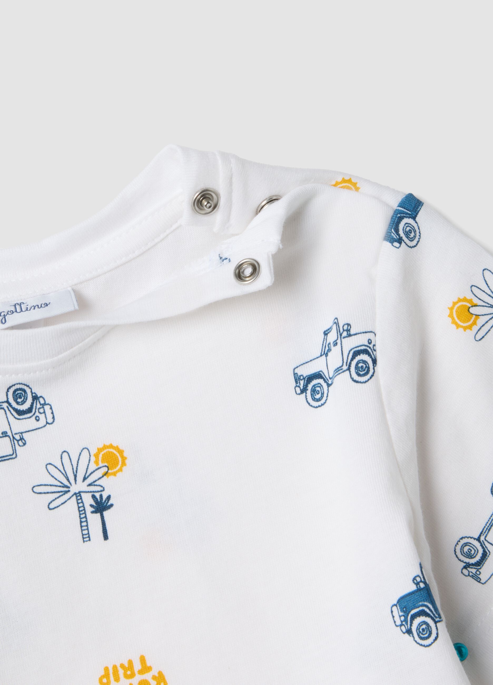 White organic cotton boys&rsquo; T-shirt with car print