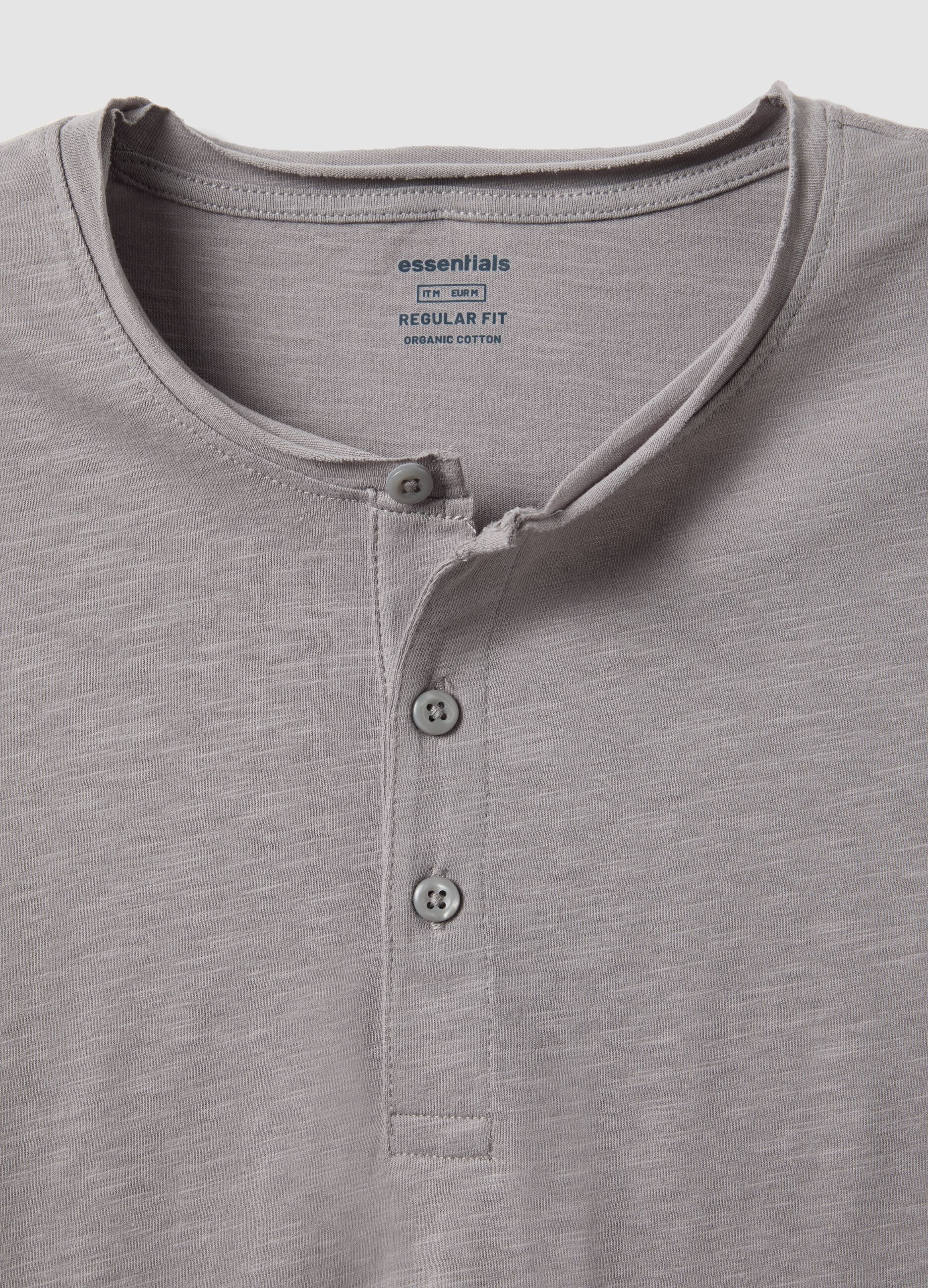 Graues T-Shirt aus reiner Baumwolle, regular fit, mit Henley-Kragen