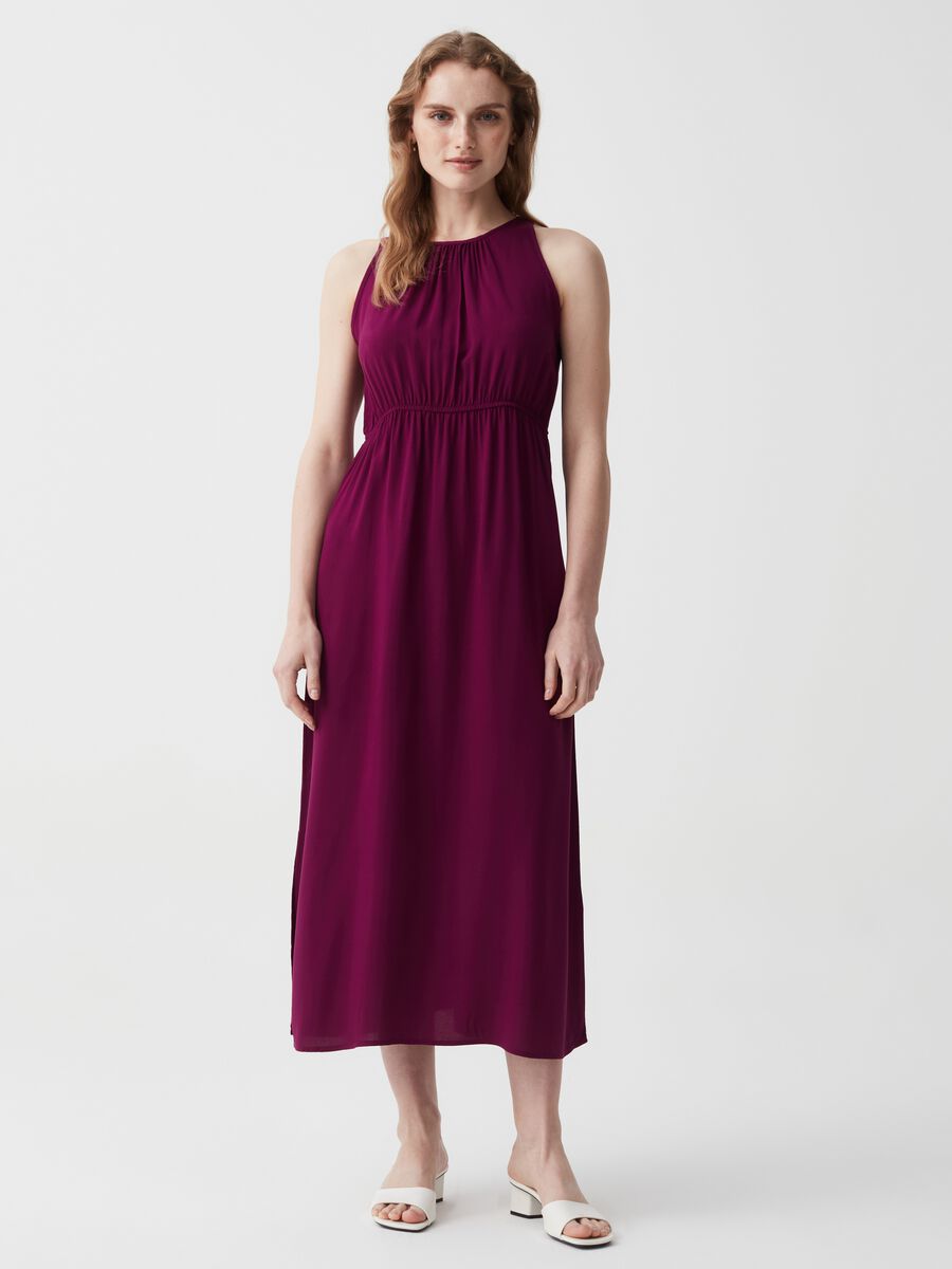 Long dress in viscose with halter neck_0