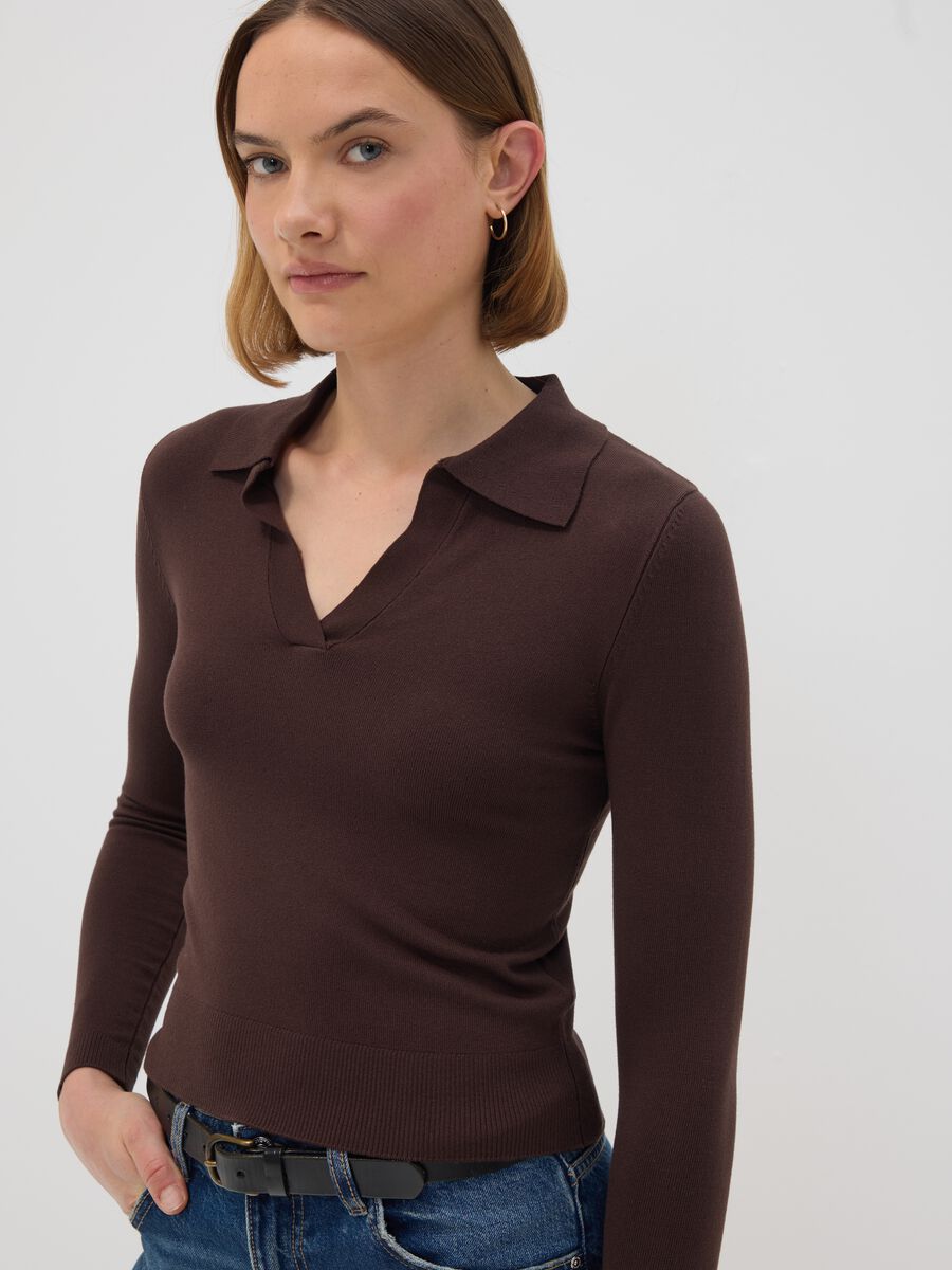 Brown viscose-blend polo-collar jumper, regular fit_0