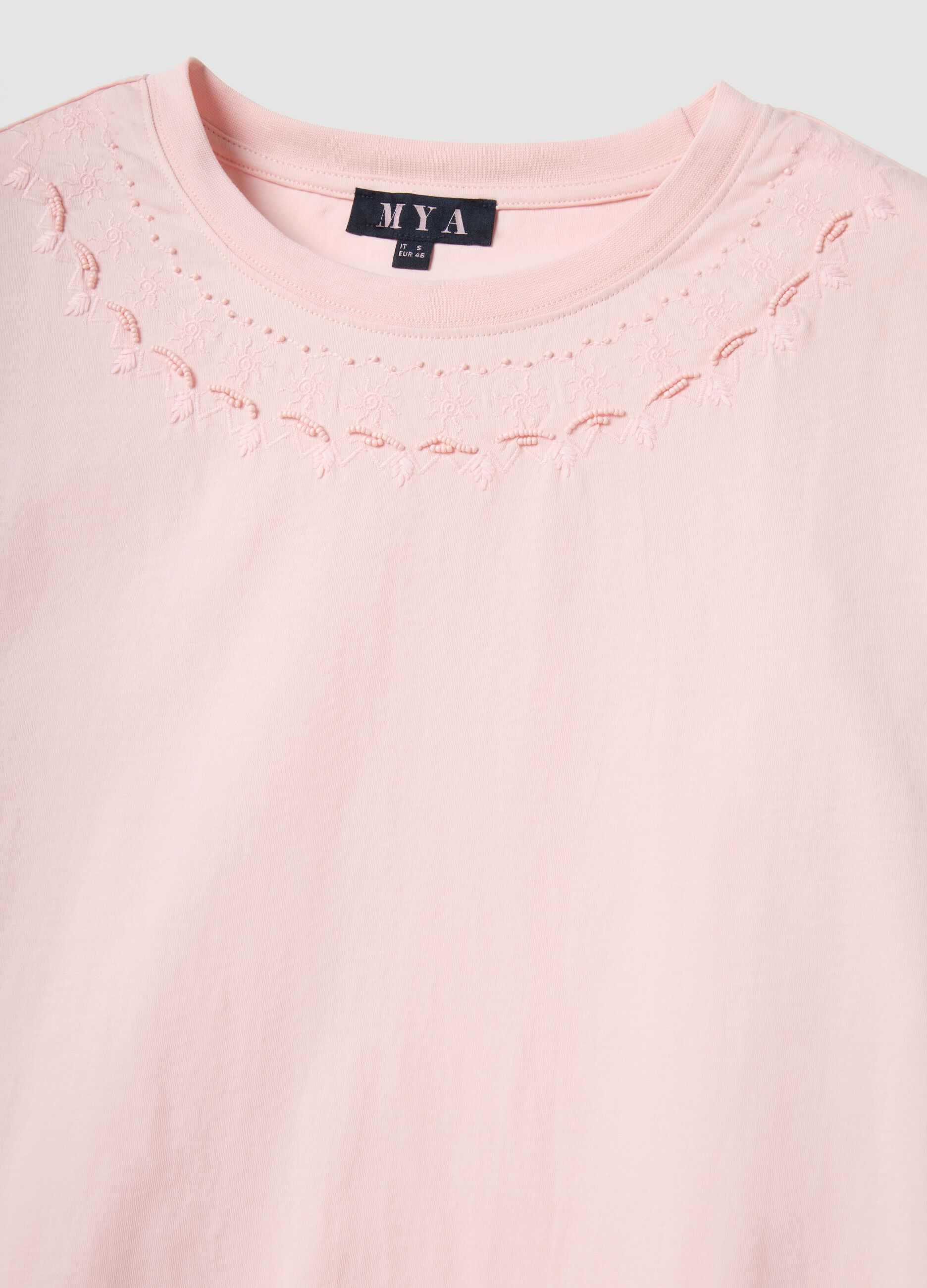 Pink pure cotton T-shirt with embroidered neckline