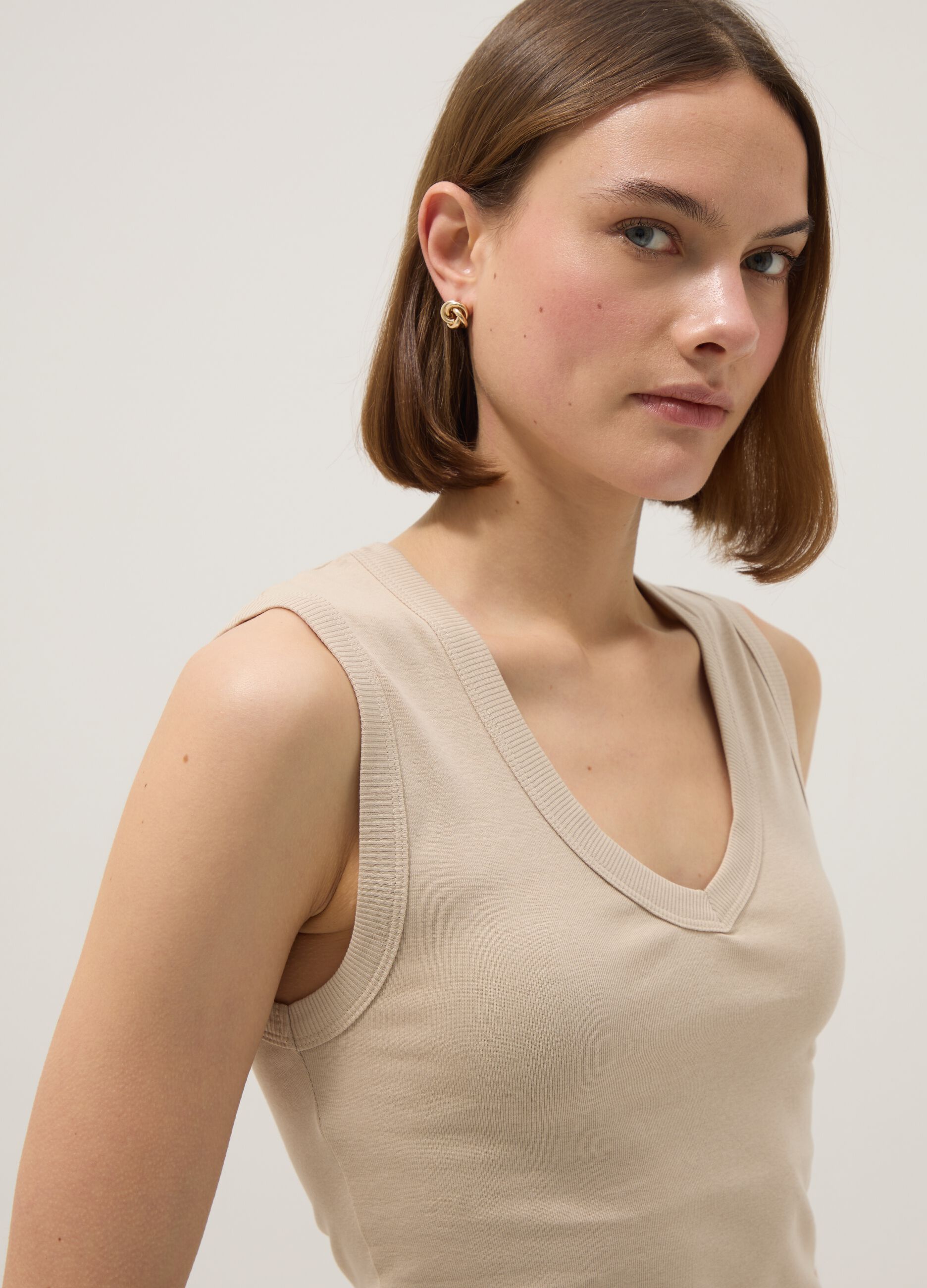 Beige pure cotton V-neck tank top with regular fit