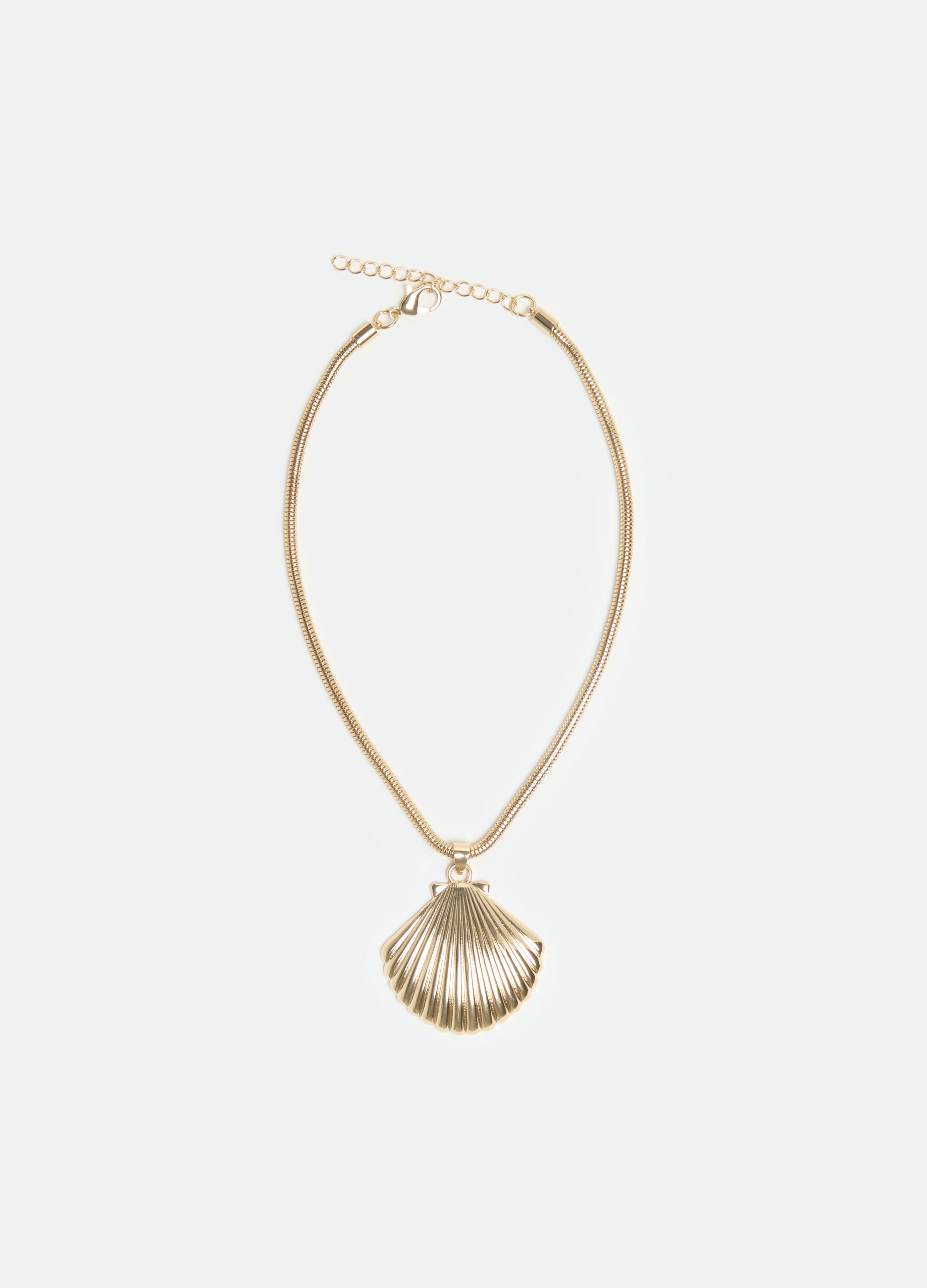 Necklace with shell pendant
