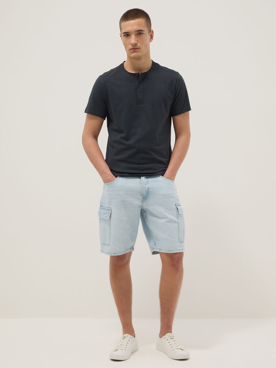 Black regular fit pure cotton T-shirt with henley collar_3