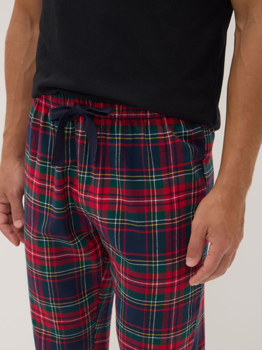 Red checked organic cotton flannel pyjama trousers_2