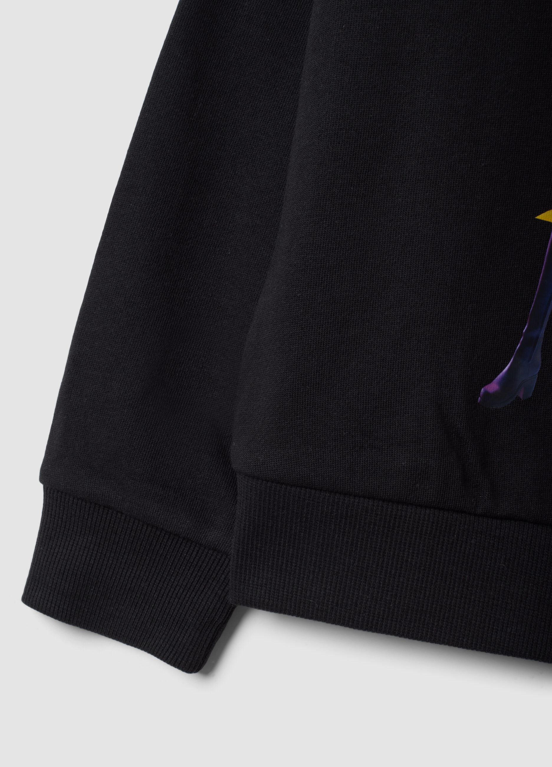 Sweatshirt preta 100% algod&atilde;o com estampado K-Pop Demon Hunters para menina