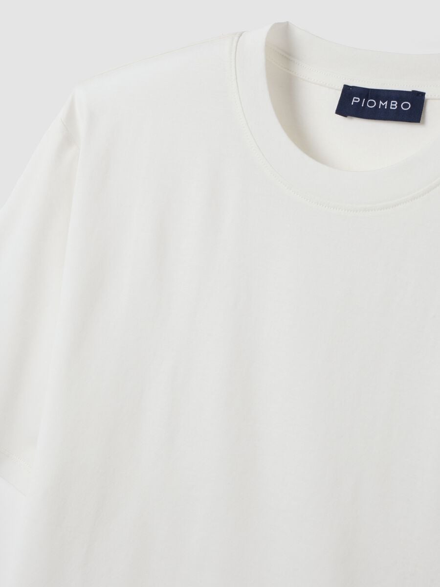 T-shirt branca em jersey de algod&atilde;o puro com gola redonda, relaxed fit_1