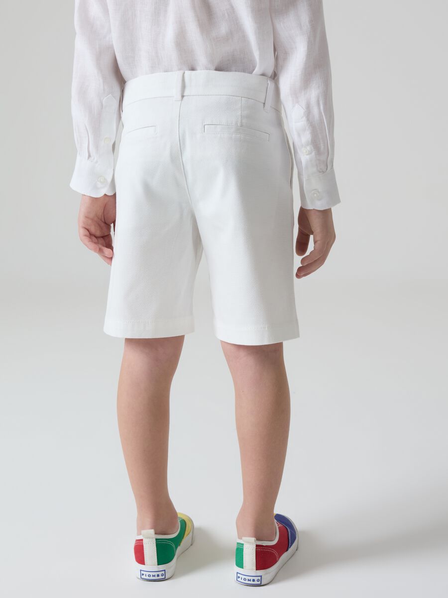 Stretch cotton Bermuda shorts with pockets_2