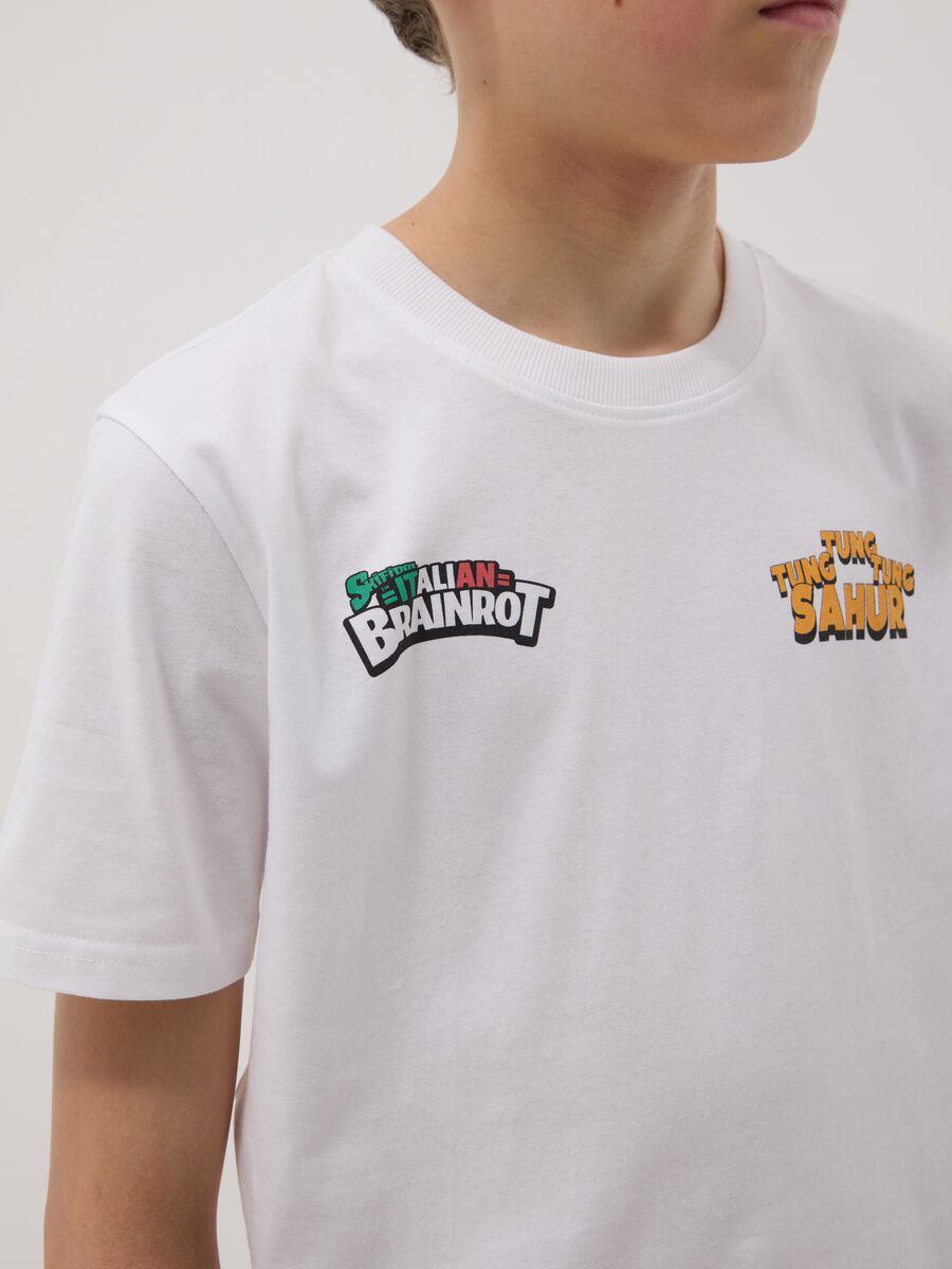 Jungen T-Shirt aus wei&szlig;er Baumwolle, Regular Fit mit Druck_2